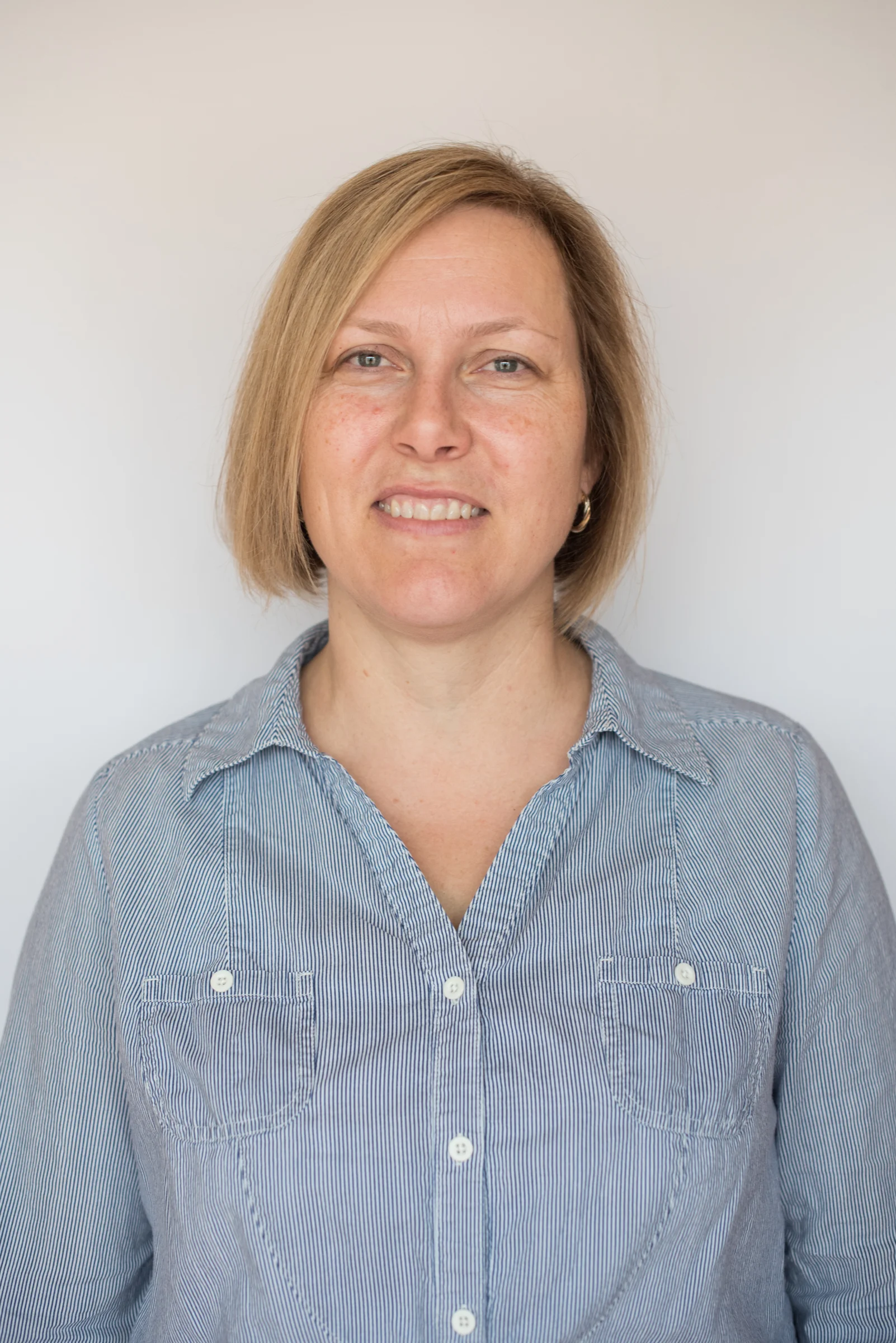 calgary women's professional portrait photographer makeover before and after (Copy)