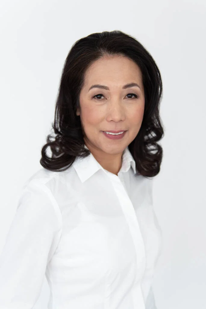 calgary headshot photographer professional portrait photography yyc branding photos images pictures  (Copy)