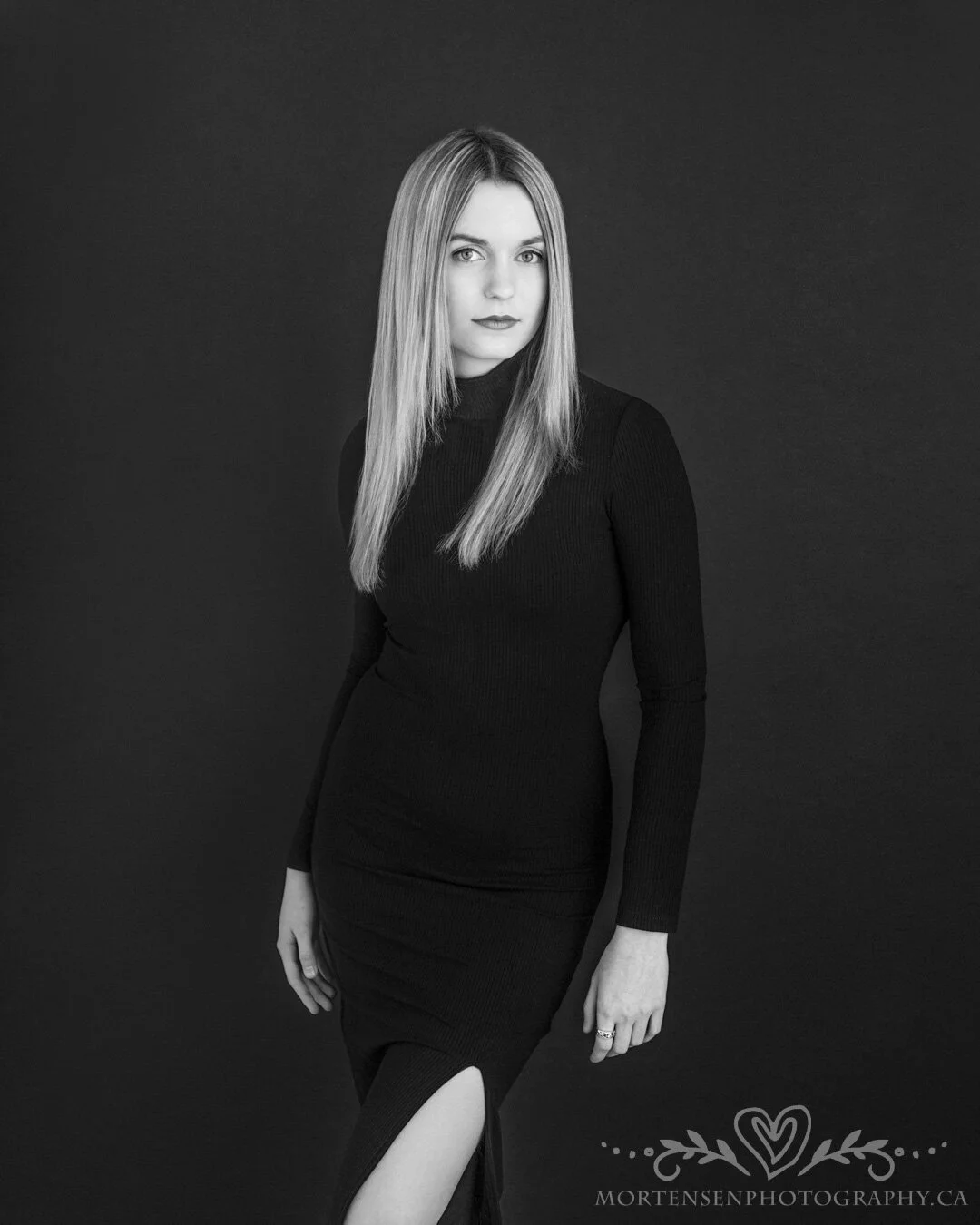 calgary professional portrait photographer yyc headshots social media photography
