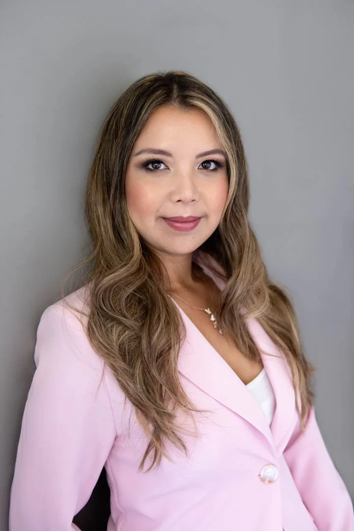 calgary headshot photographer business corporate personal branding photography yyc professional photography  (Copy)