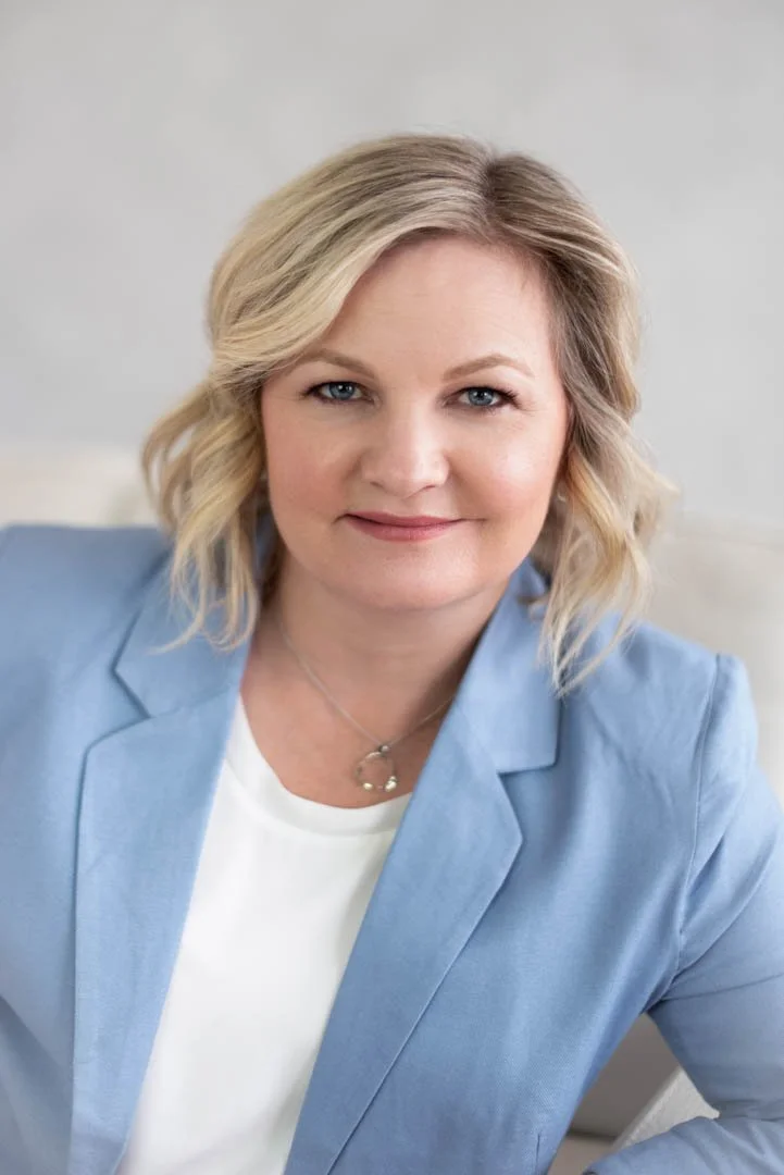 calgary women's professional portrait photographer makeover before and after headshot branding glamour images photography beautycounter clean skincare safe makeup (Copy)