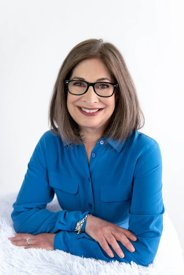 calgary women's professional portrait photographer makeover before and after headshot branding glamour images photography beautycounter clean skincare safe makeup (Copy)