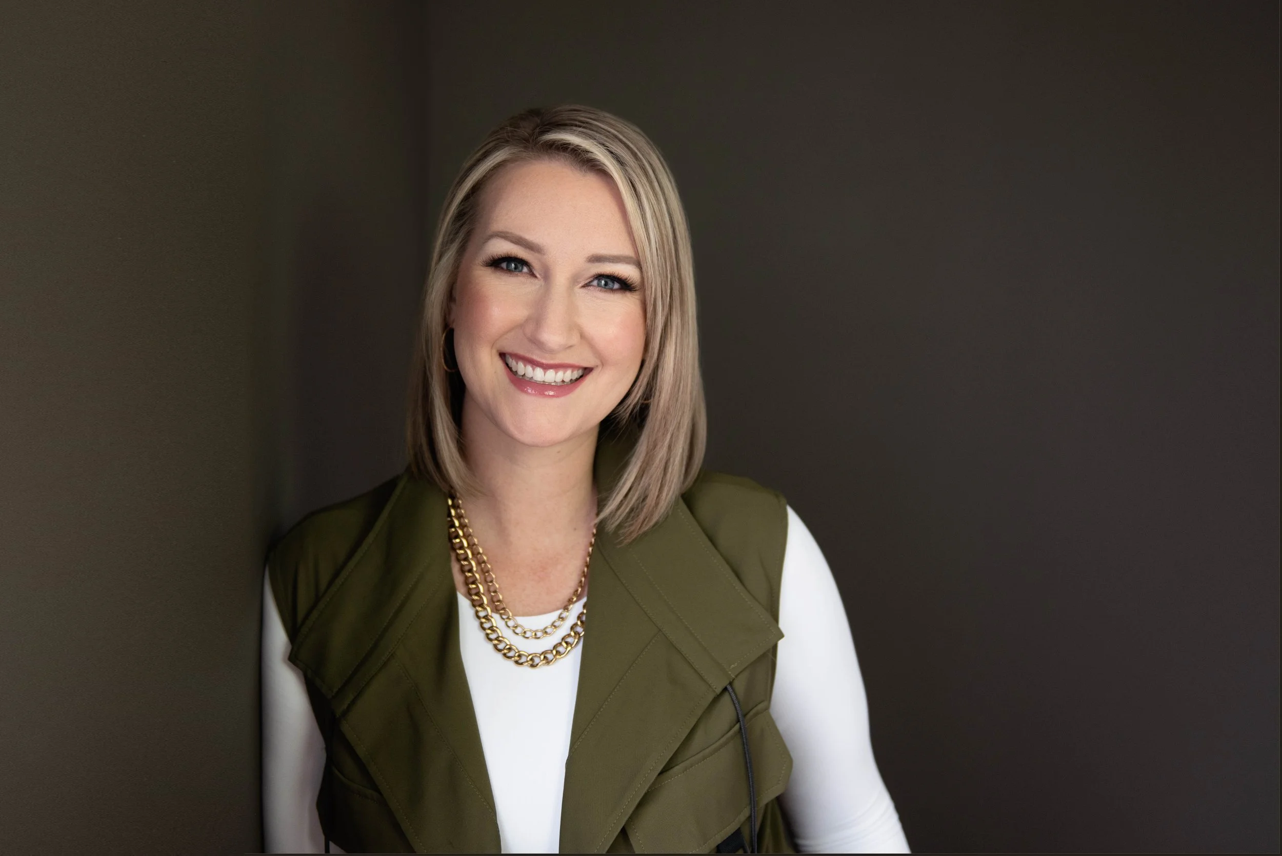 Studio Branding &amp; Portrait Session with Aleisha