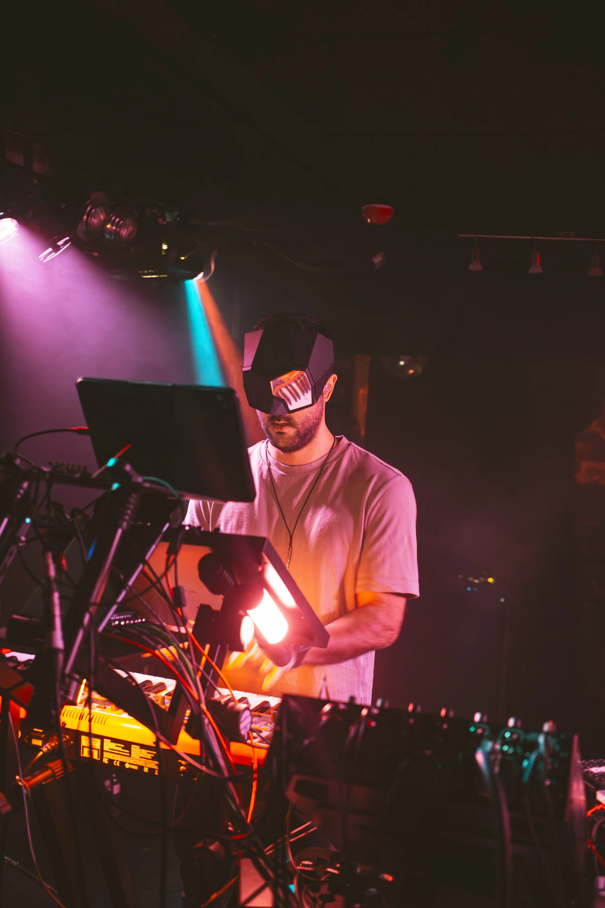 Tryangle Man - 13.3.25-27.jpg