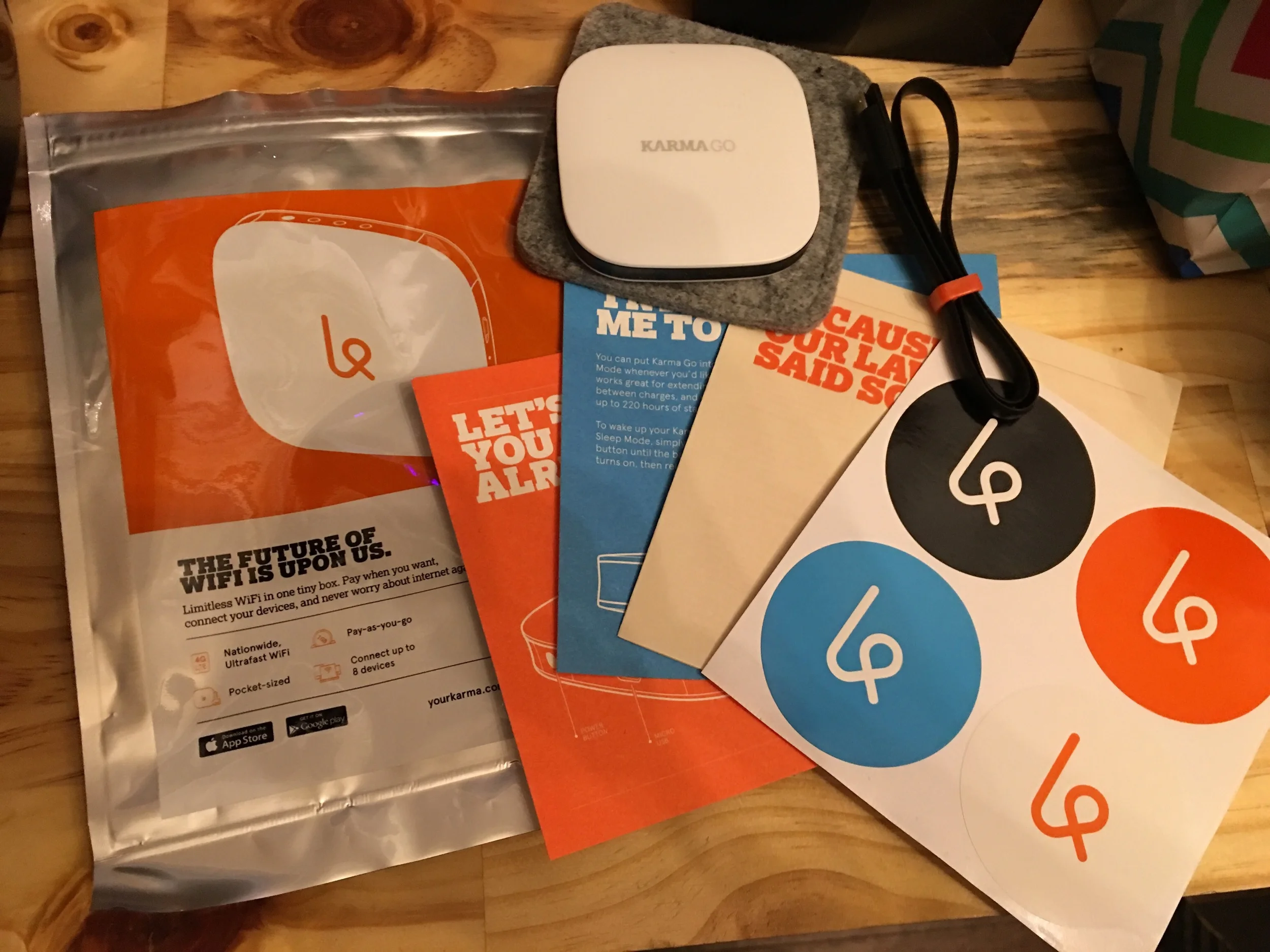 Here's what comes with your Karma Go wifi hotspot.