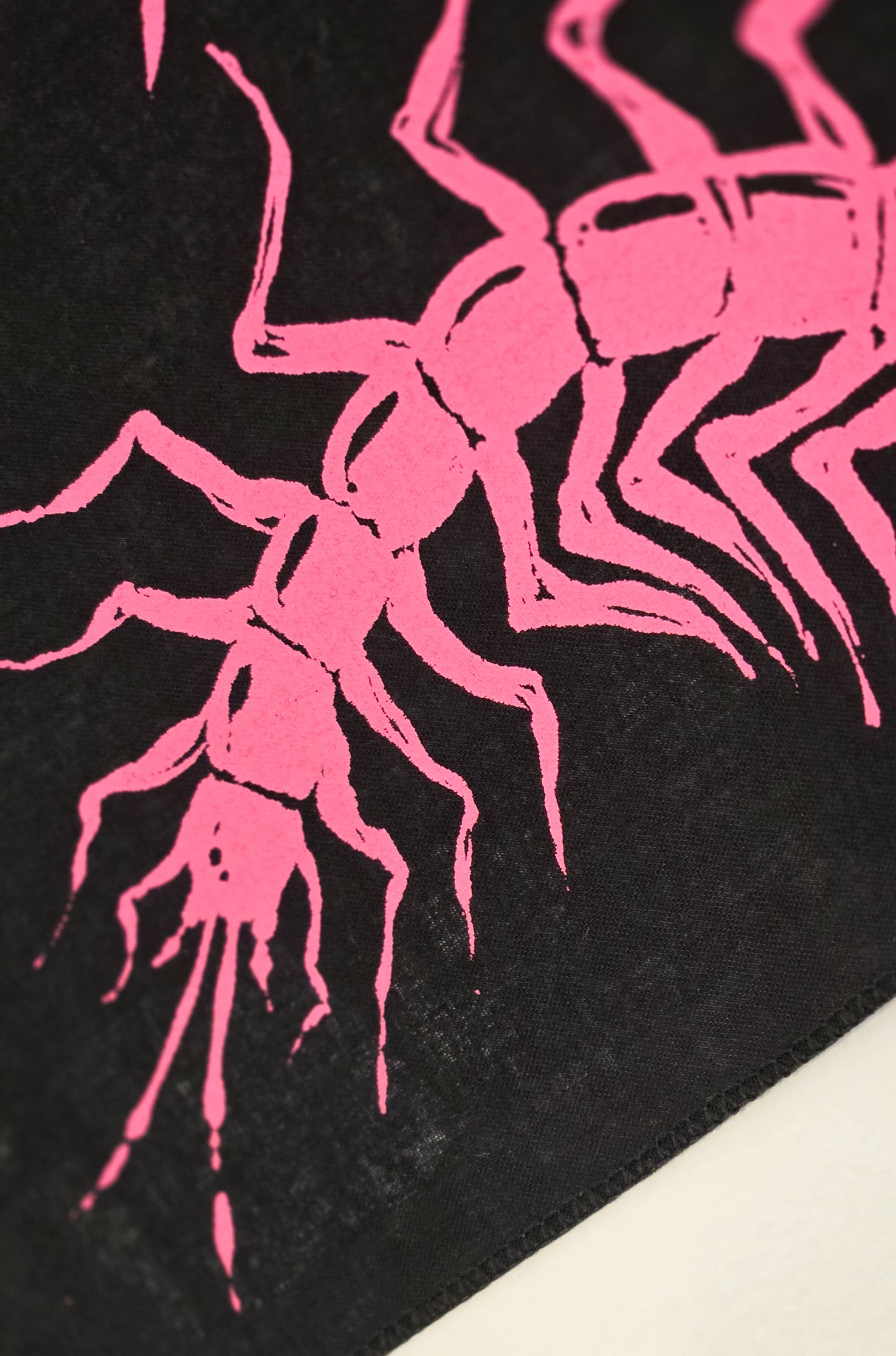 blck_pink_2.jpg