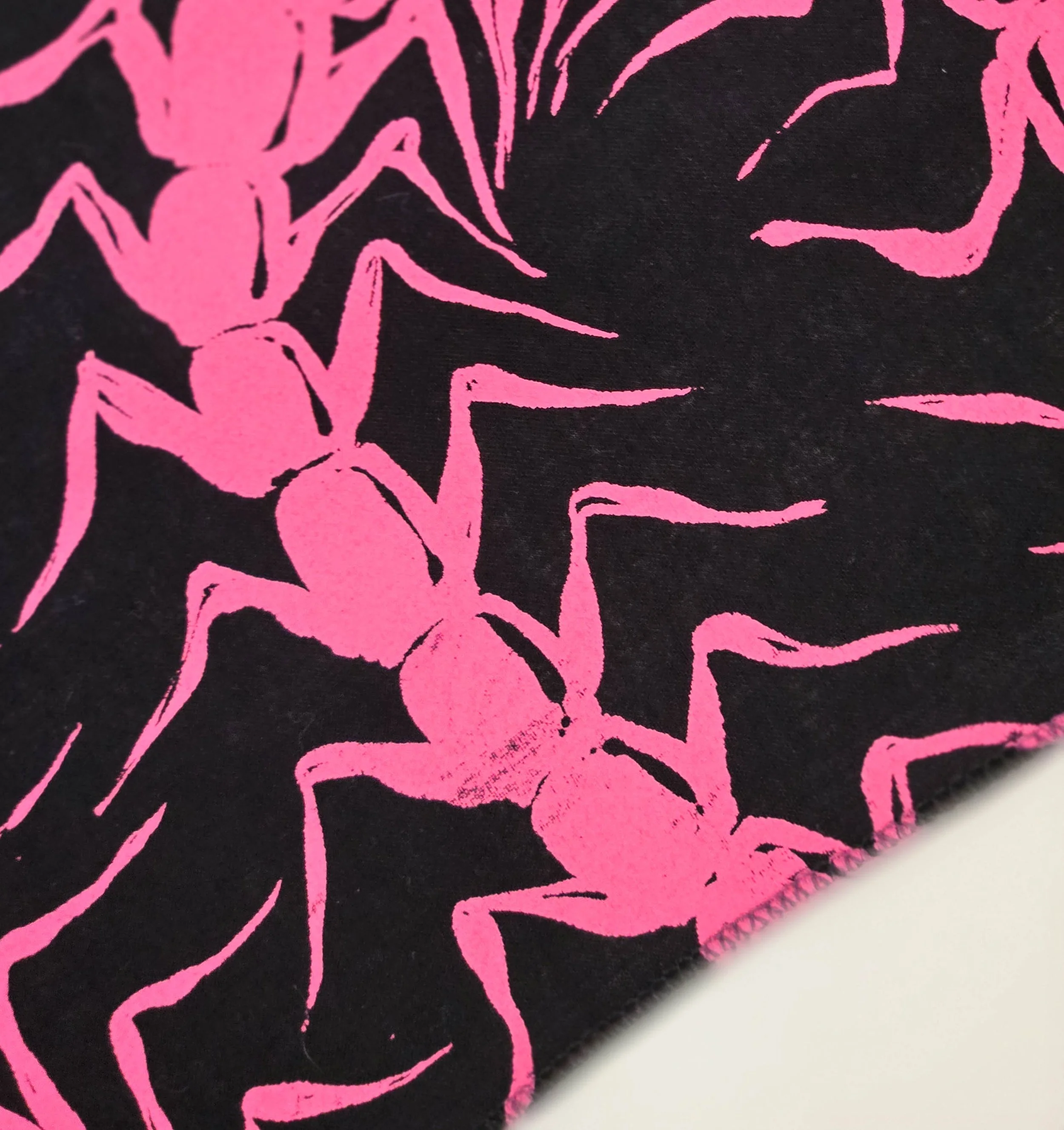 blck_pink_1.jpg