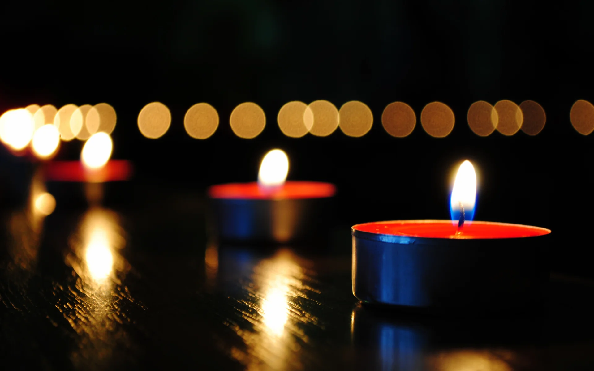 Candle-Light-Exposure-Photograpy.jpg