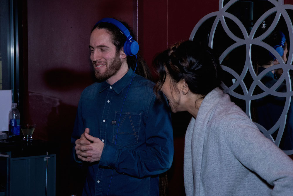 20-refresh-radio-53-by-@jor.vision--smaller.jpeg