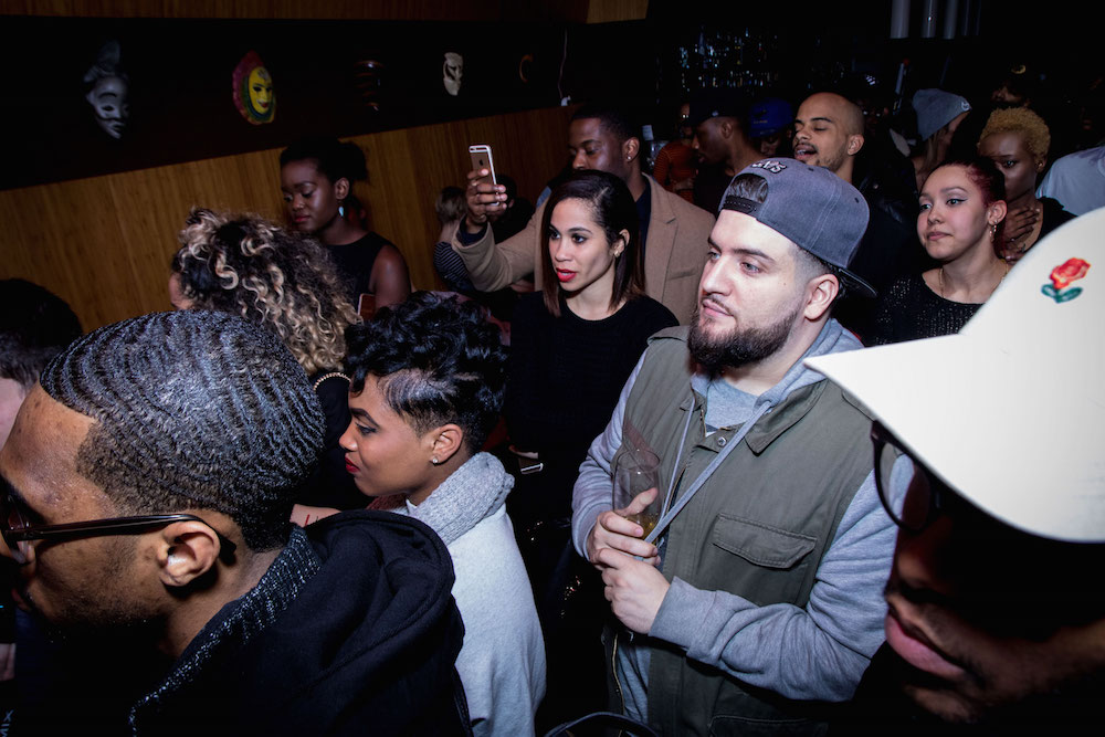 98-refresh-radio-53-by-@jor.vision--smaller.jpeg