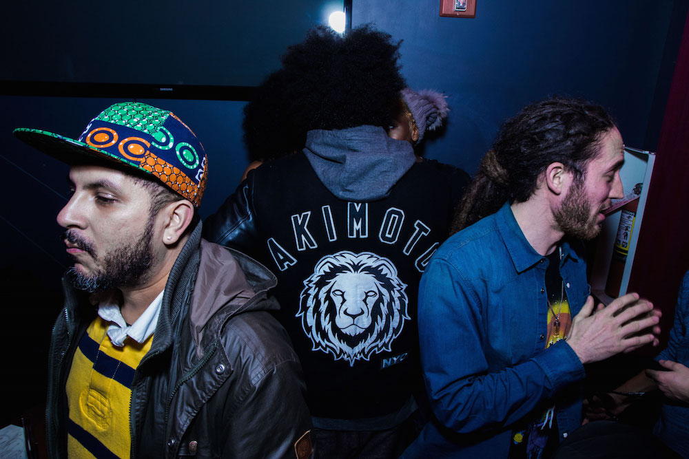 113-refresh-radio-53-by-@jor.vision--smaller.jpeg