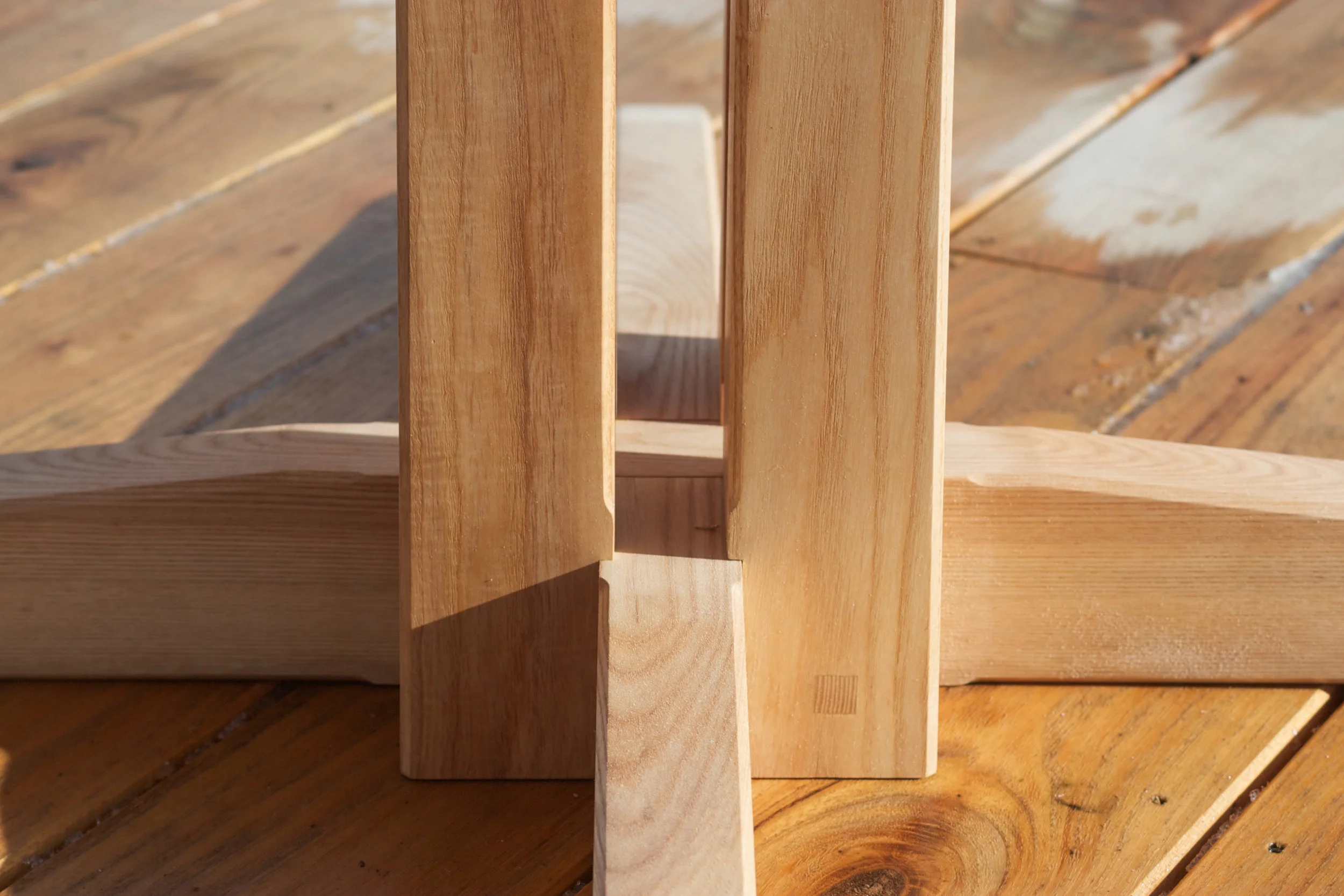 Round table-3.jpg