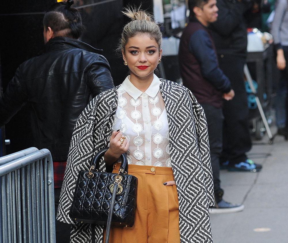 Sarah Hyland image via www.purseblog.com