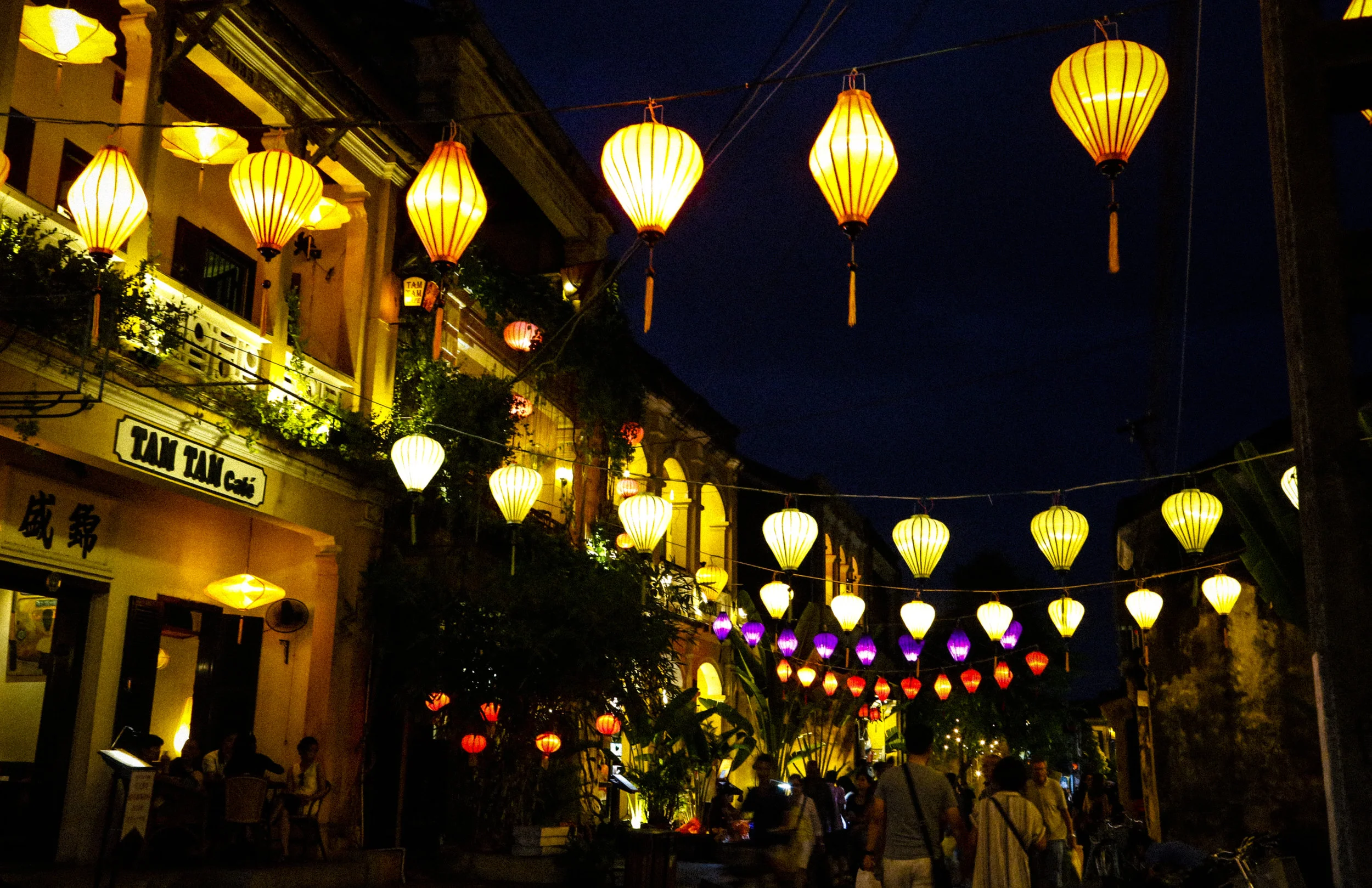  Streets of Hoi An at Night.
