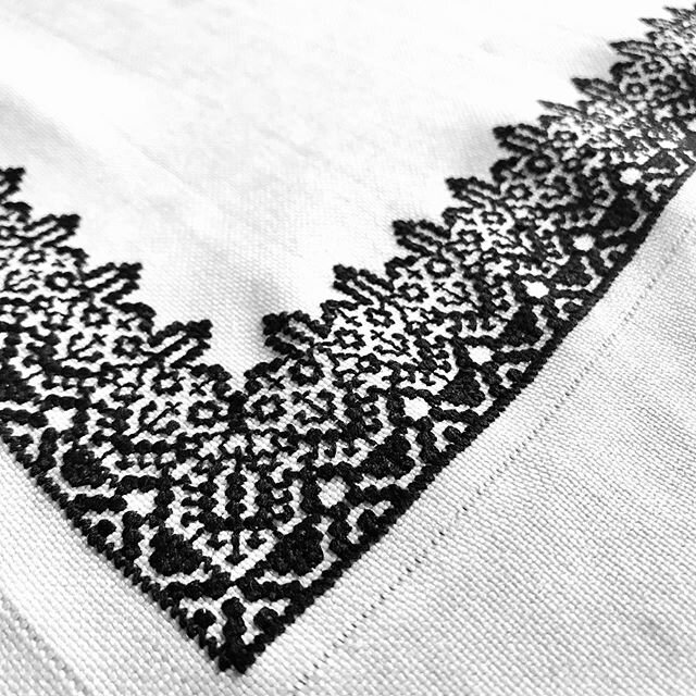 Finally finished the #nextlevel of this #moroccanembroidery I&rsquo;ve been working on. Crazy excited to design the next step 😍