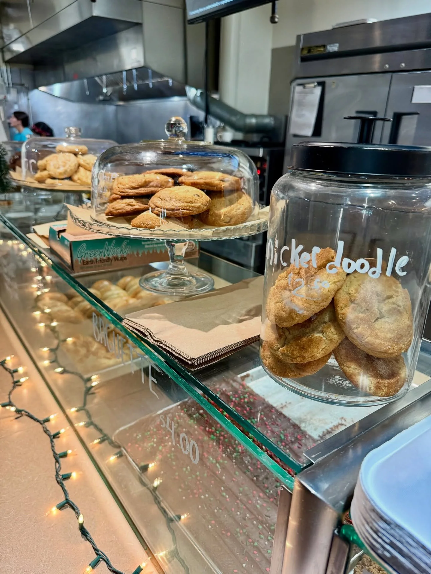 Taste-testing the cookies for Santa? Someone&rsquo;s gotta do it! 🍪

#ctfoodie #cteats #middletownct #ctbites #connecticutfoodie #connecticutrestaurants #connecticutfood