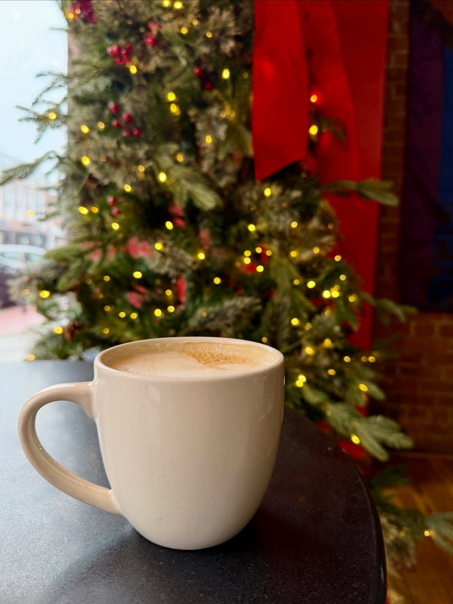 here for the lattes and cozy christmas vibes 🎄

#connecticutrestaurants #middletownct #ctfoodie