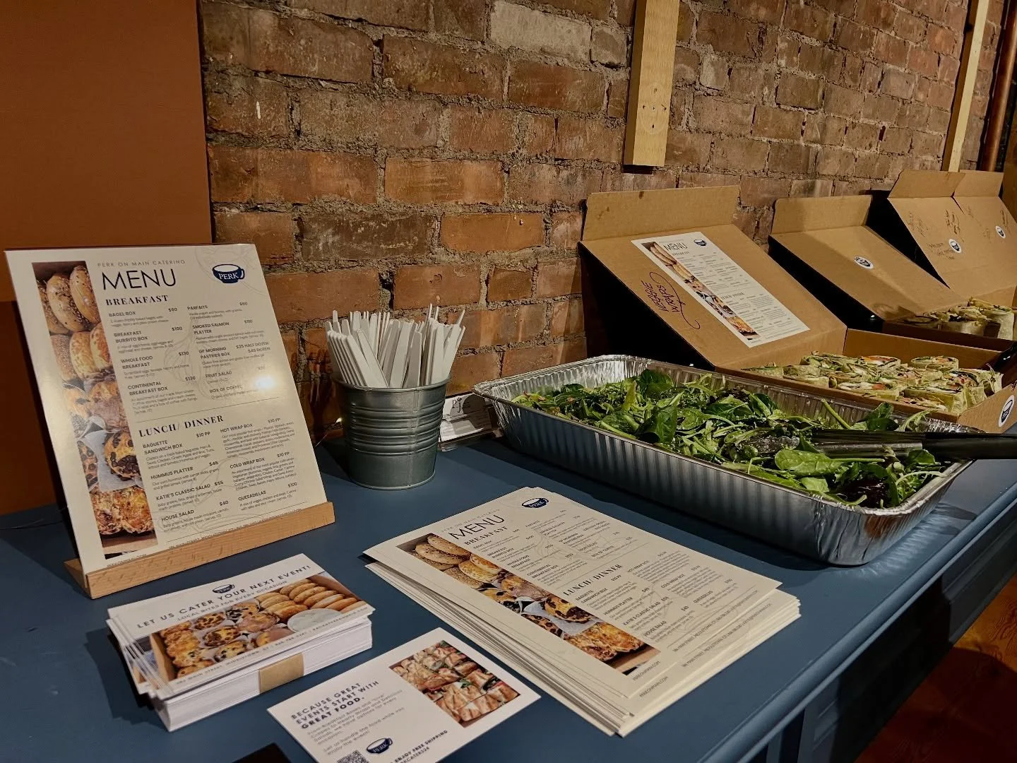 Hosting for the playoffs or Super Bowl? Perk on Main has fresh, balanced catering with sandwiches, wraps, salads &amp; more&mdash;made with real, wholesome ingredients.

🚚 We&rsquo;re offering FREE DELIVERY on all catering orders throughout playoffs