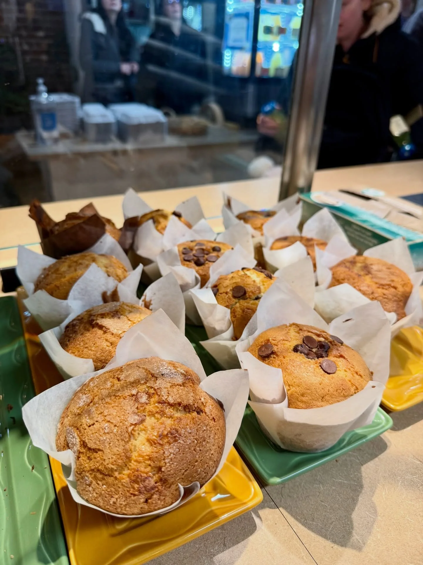 In a hurry? We&rsquo;ve got a case of baked goodies ready for you!

#cteats #middletownct #connecticutrestaurants #ctfoodie #ctbites
