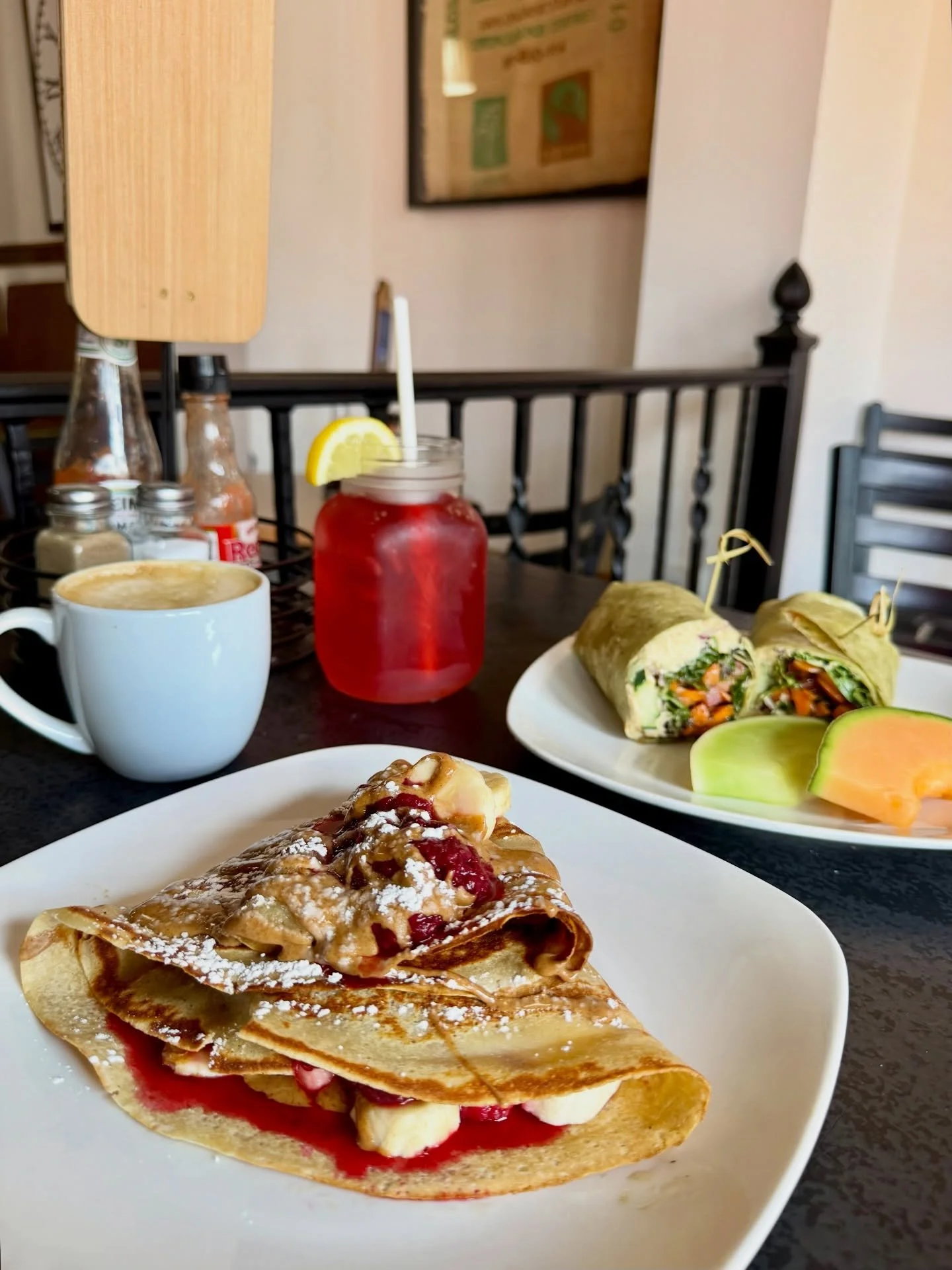 Brunchin&rsquo; into the weekend 🌯🍽️

#ctfoodie #ctbites #connecticutrestaurants #ctfood #cteats