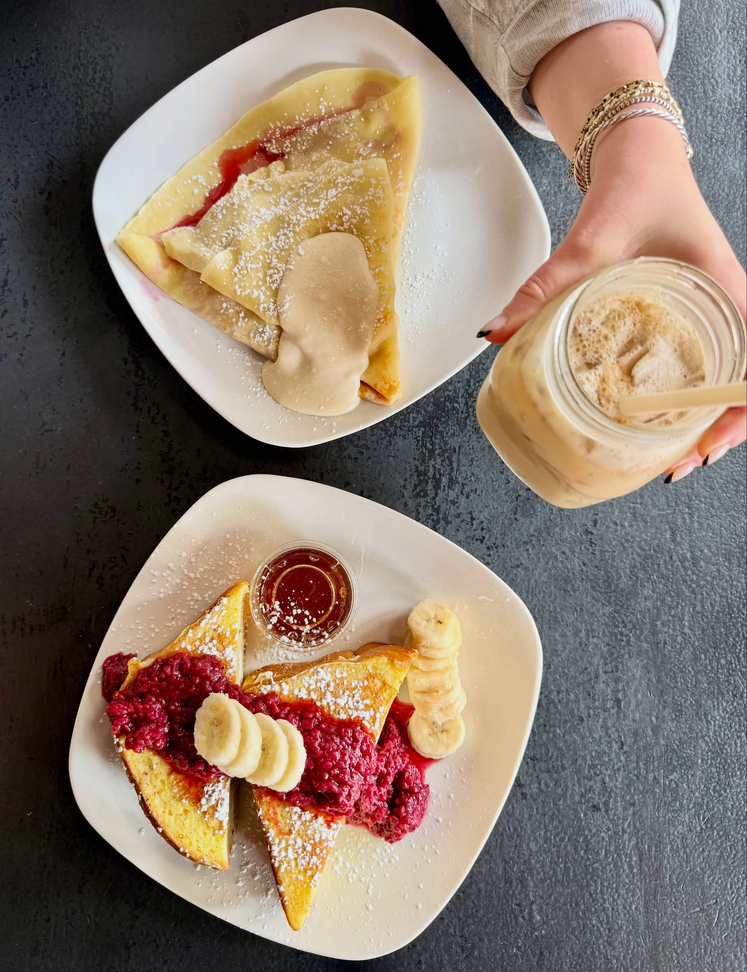 Mother&rsquo;s Day specials are here 💐🍓 Celebrate Mom with some of our favorite sweet and savory bites this weekend:

🍞 Stuffed French Toast with raspberry compote, whipped cream cheese, bananas, local maple syrup &amp; fresh whipped cream

🍽️ Mo