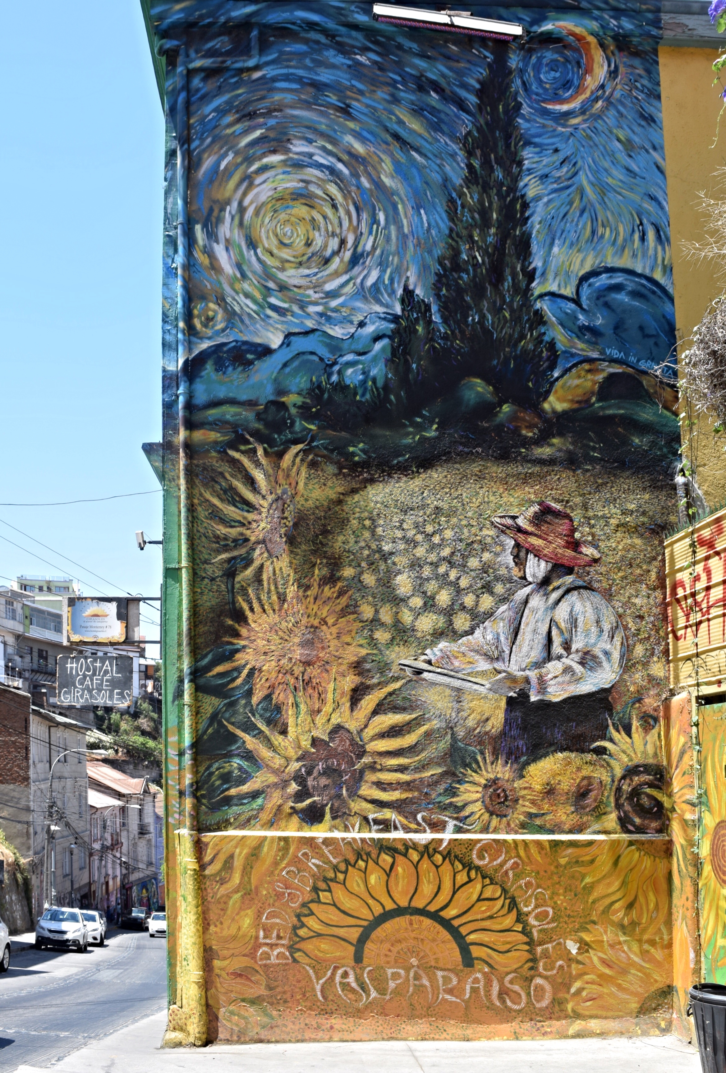 This is a hostel. A HOSTEL. Hostels in D.C. look like Victorian insane asylums, but in Valparaiso they look like this. 