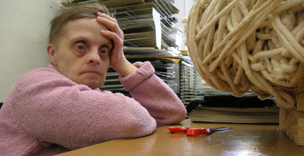 Judith Scott in the studio, image via Creative Growth