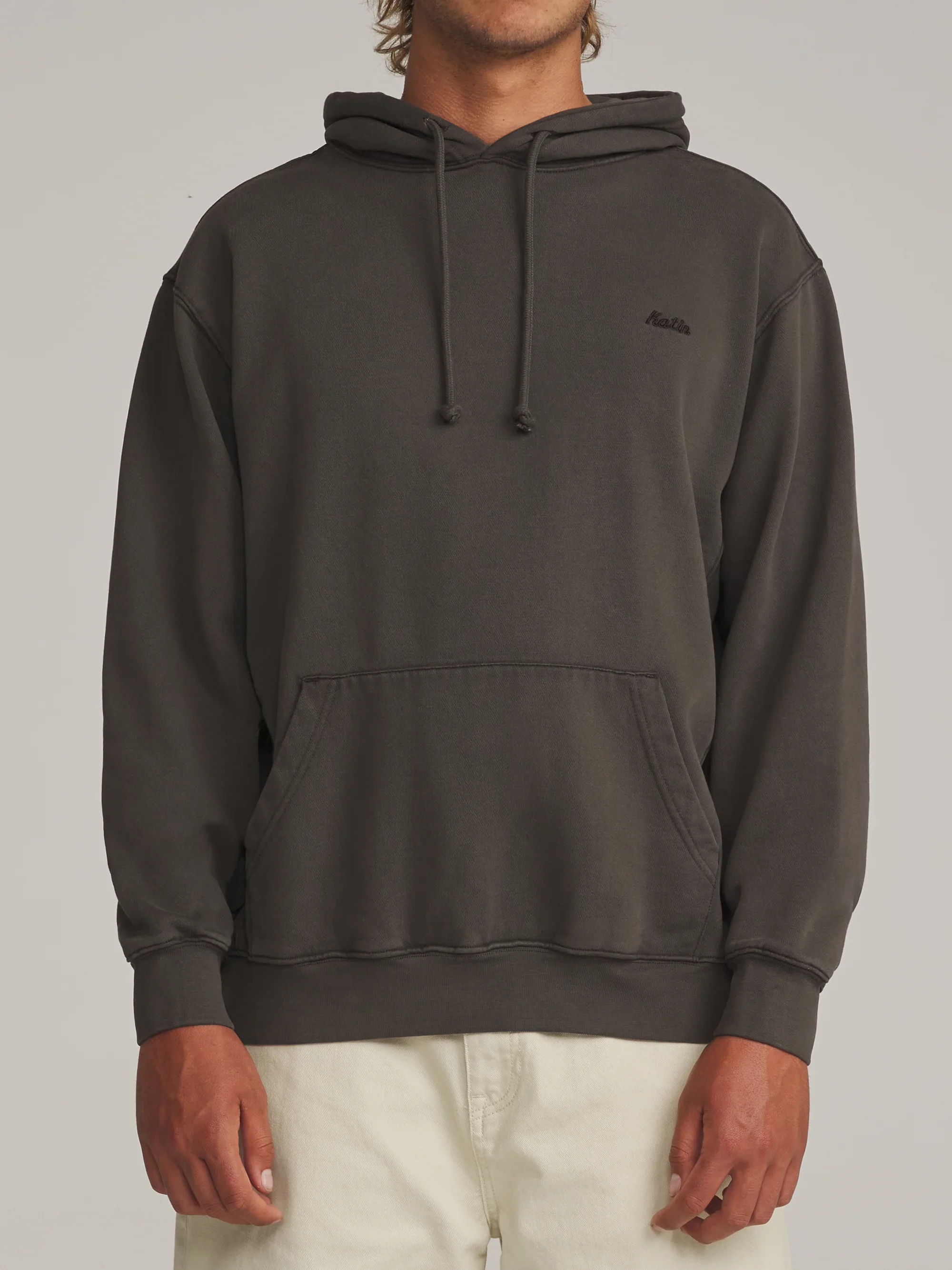 katin-fa26-fleece-emb-hood-fleece-lead-vintage-wash-on-model-01-front_5000x.webp