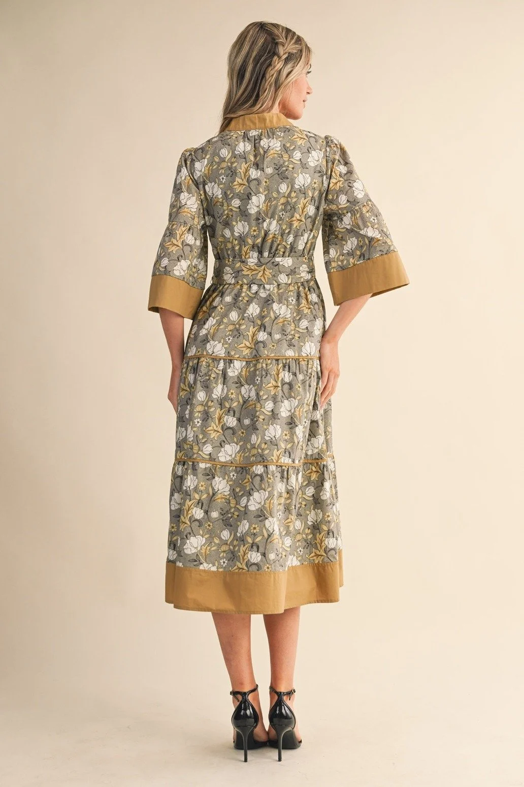 Contrast Trim Tiered Midi Dress Gray Floral
