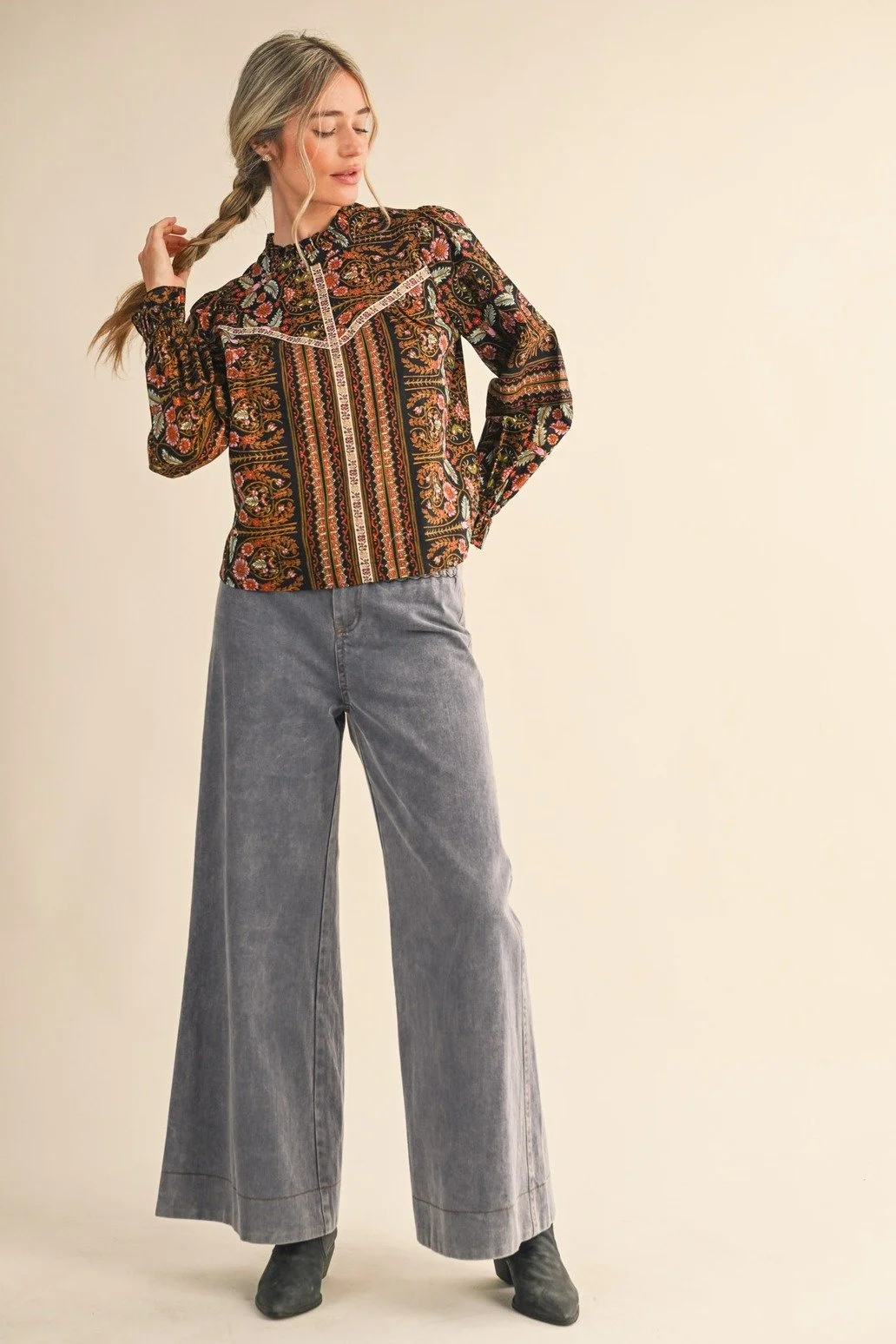 Ruffle Collar Floral Trim Blouse Black Border Print