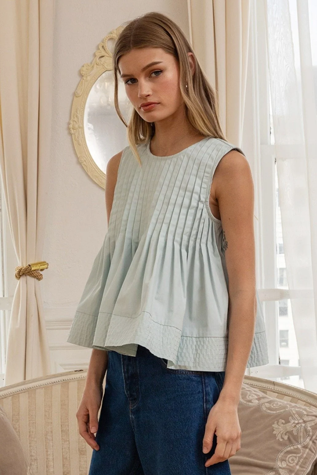 Pleated Flare Sleeveless Blouse Sea Foam
