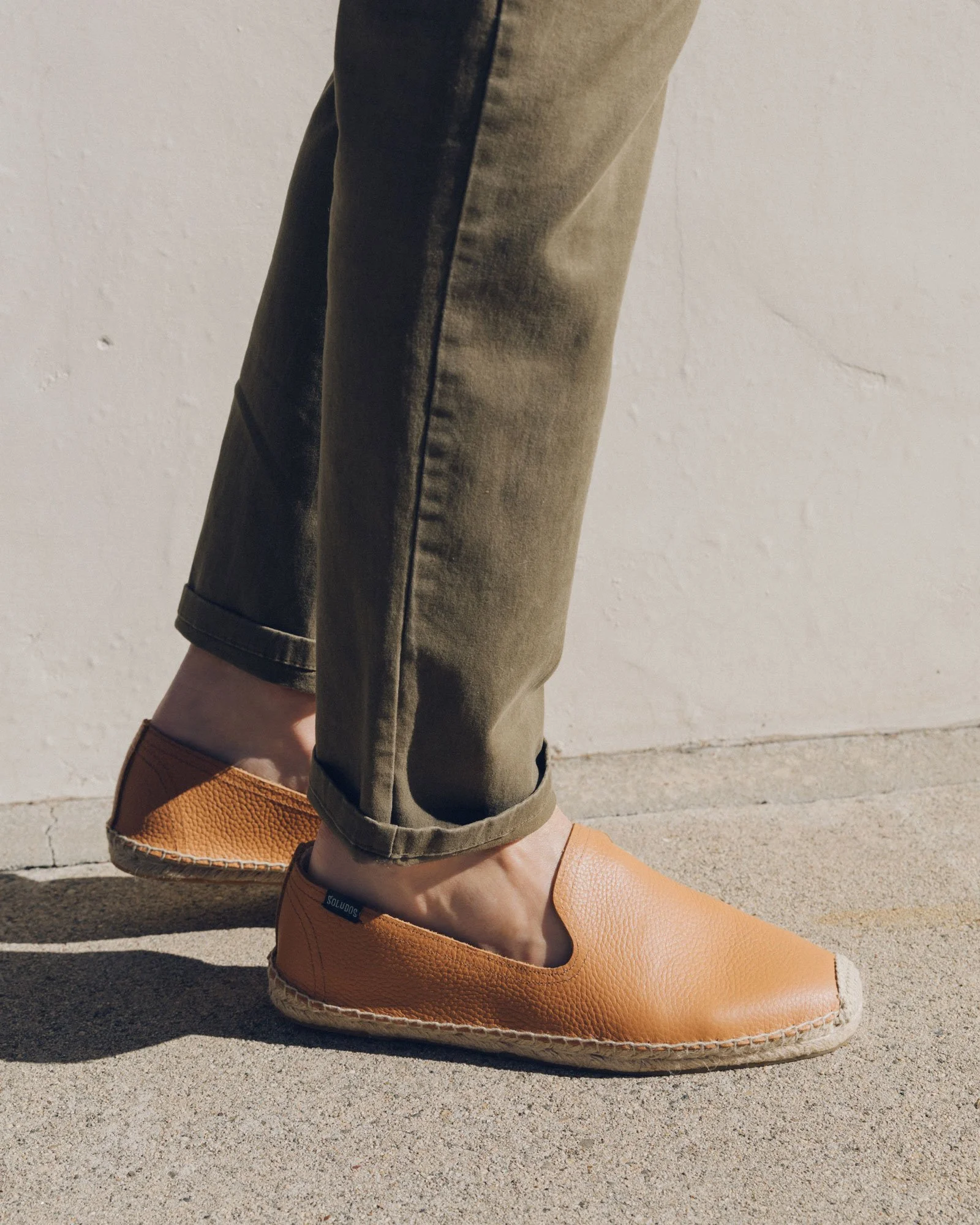 Soludos Men's Leather Smoking Slipper