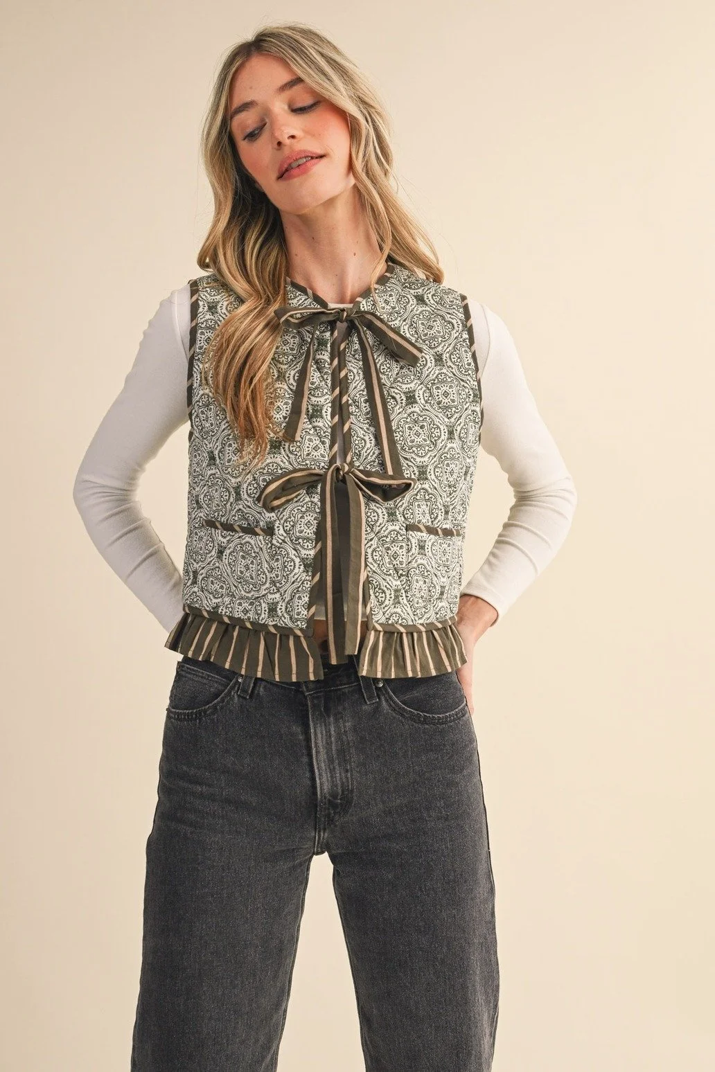 Quilted Contrast Trim Tie Vest Olive Print