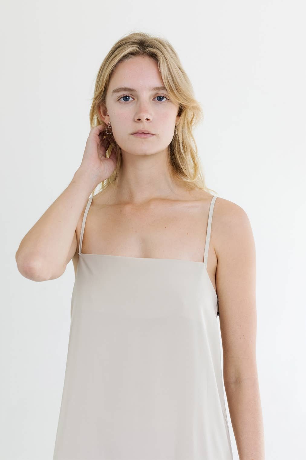 The Aylee Dress Light Taupe