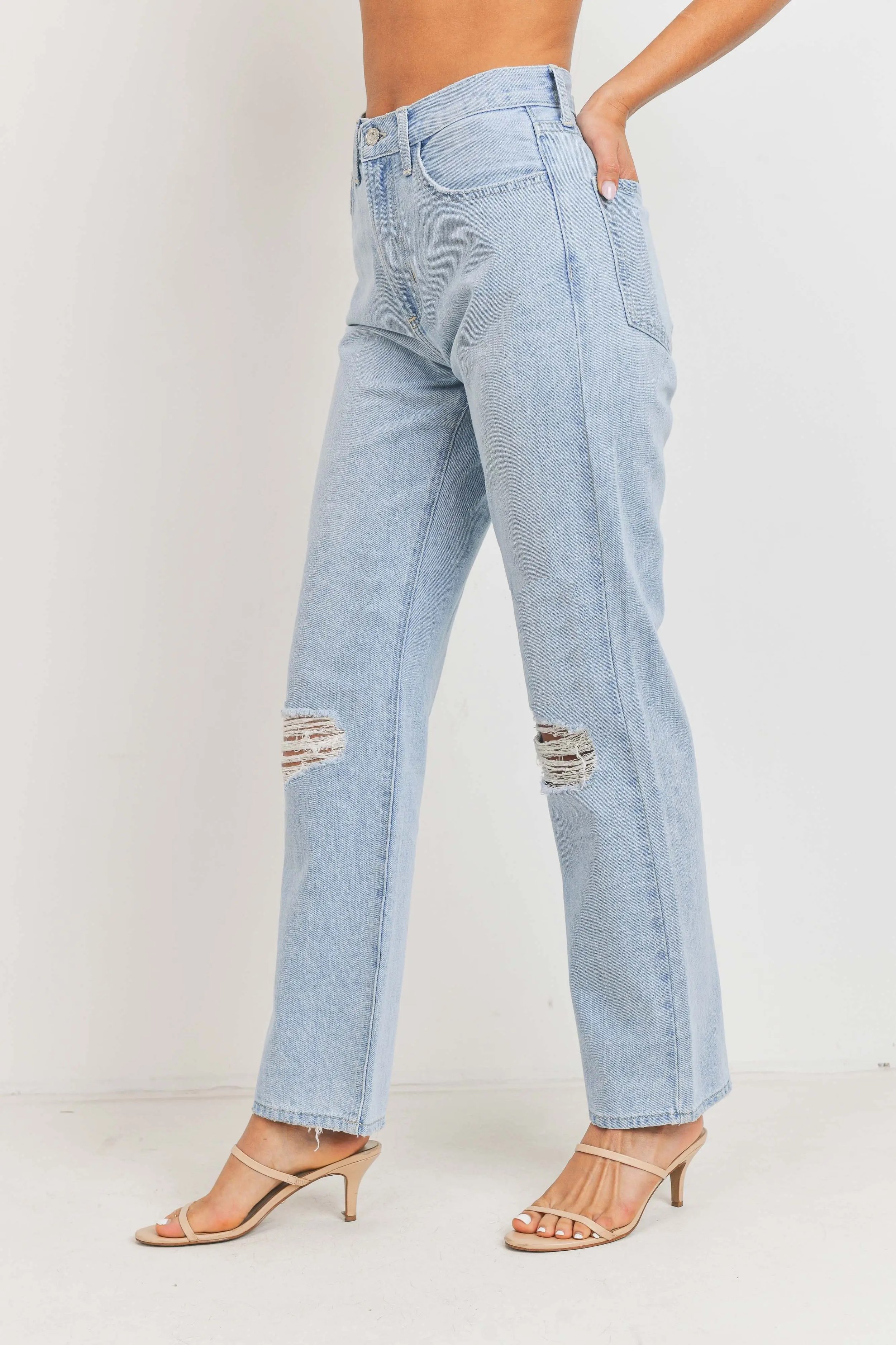 Knee Distressed Long Straight Jean