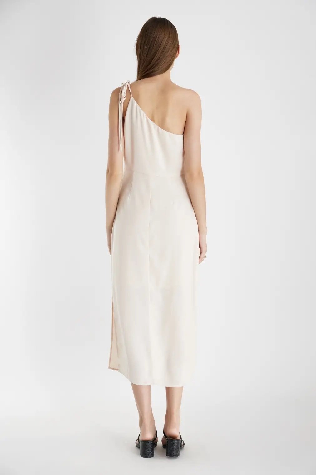 The Erika Dress Cream