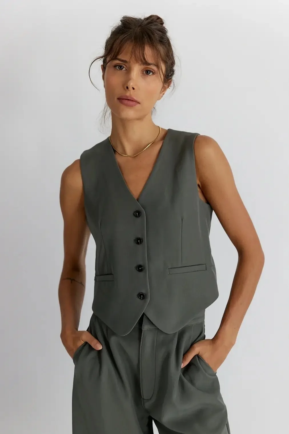 The Leola Vest Olive