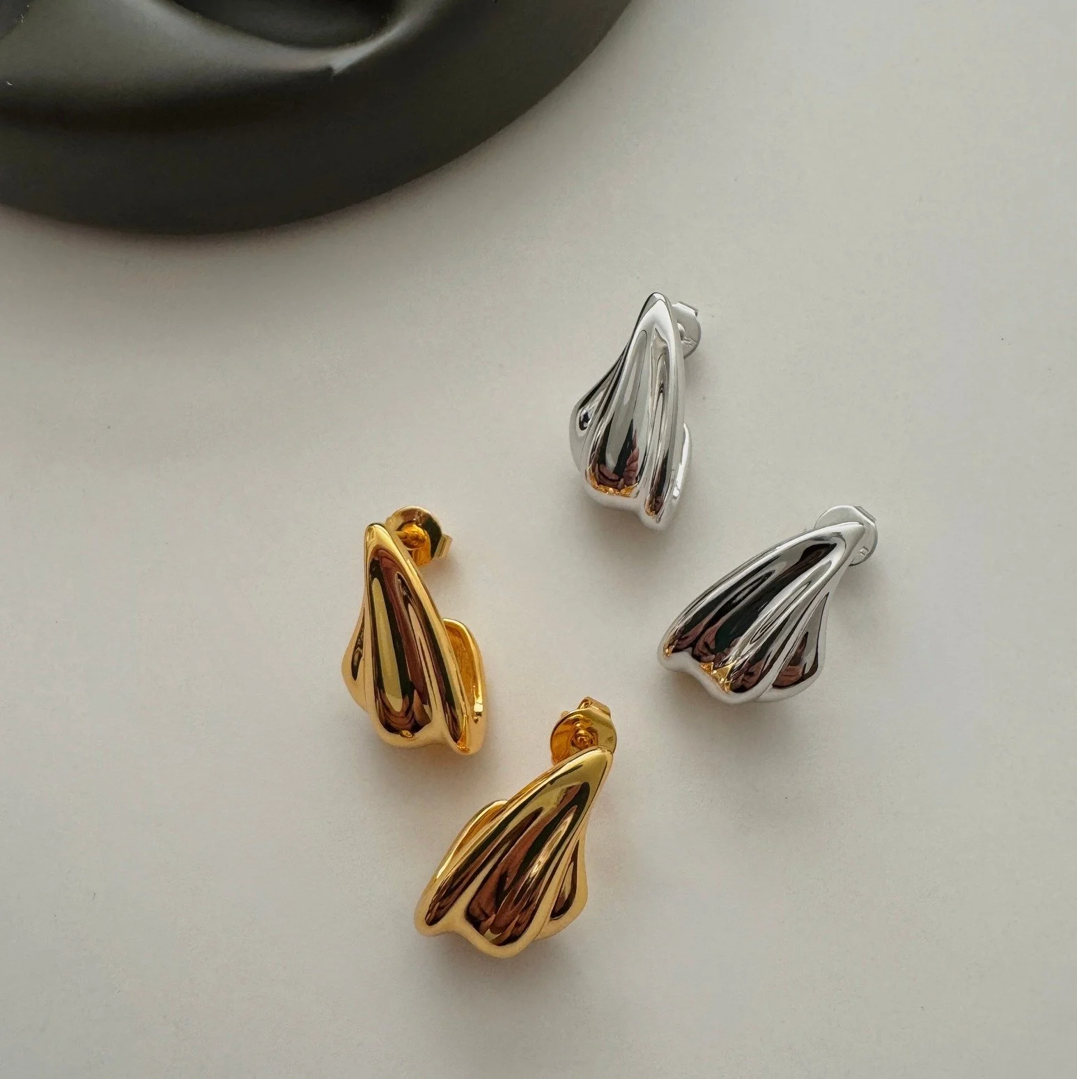 Maha Earrings Gold (Copy)