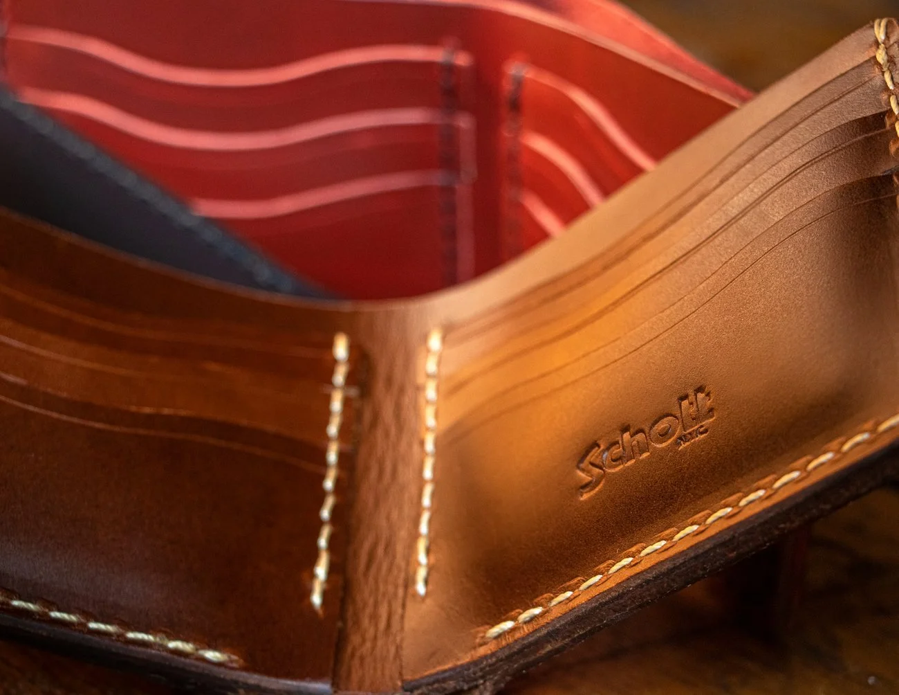 Schott Steerhide Bifold Wallet Black