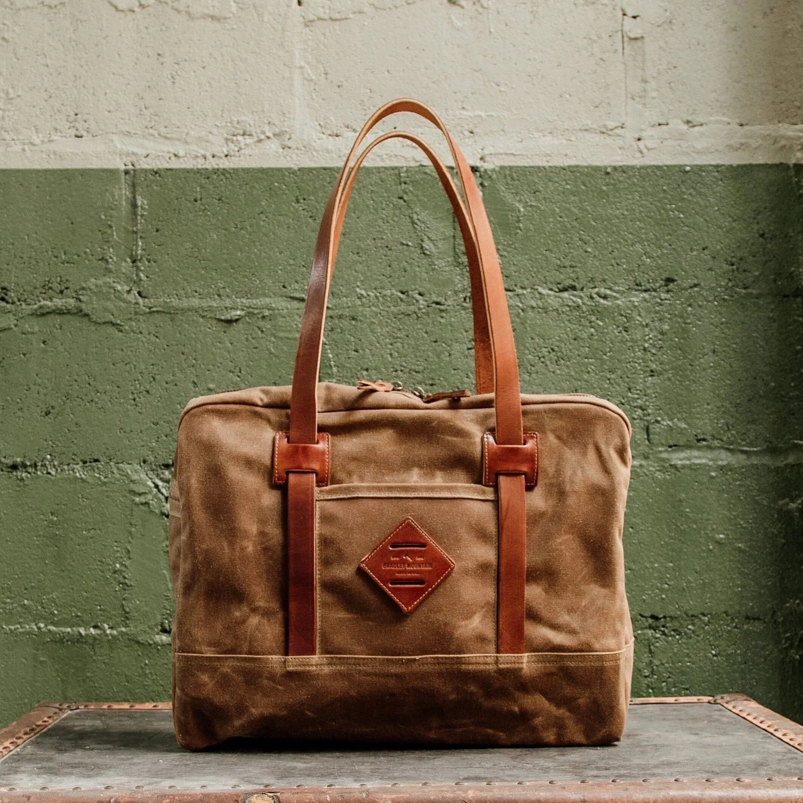 Bradley Mountain Lander Zipper Tote Brush Brown