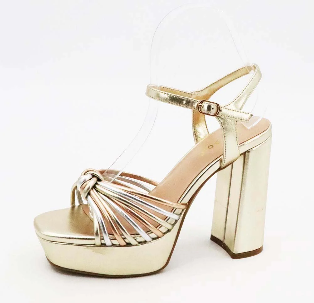 Stunning Metallic Platform Heels Gold