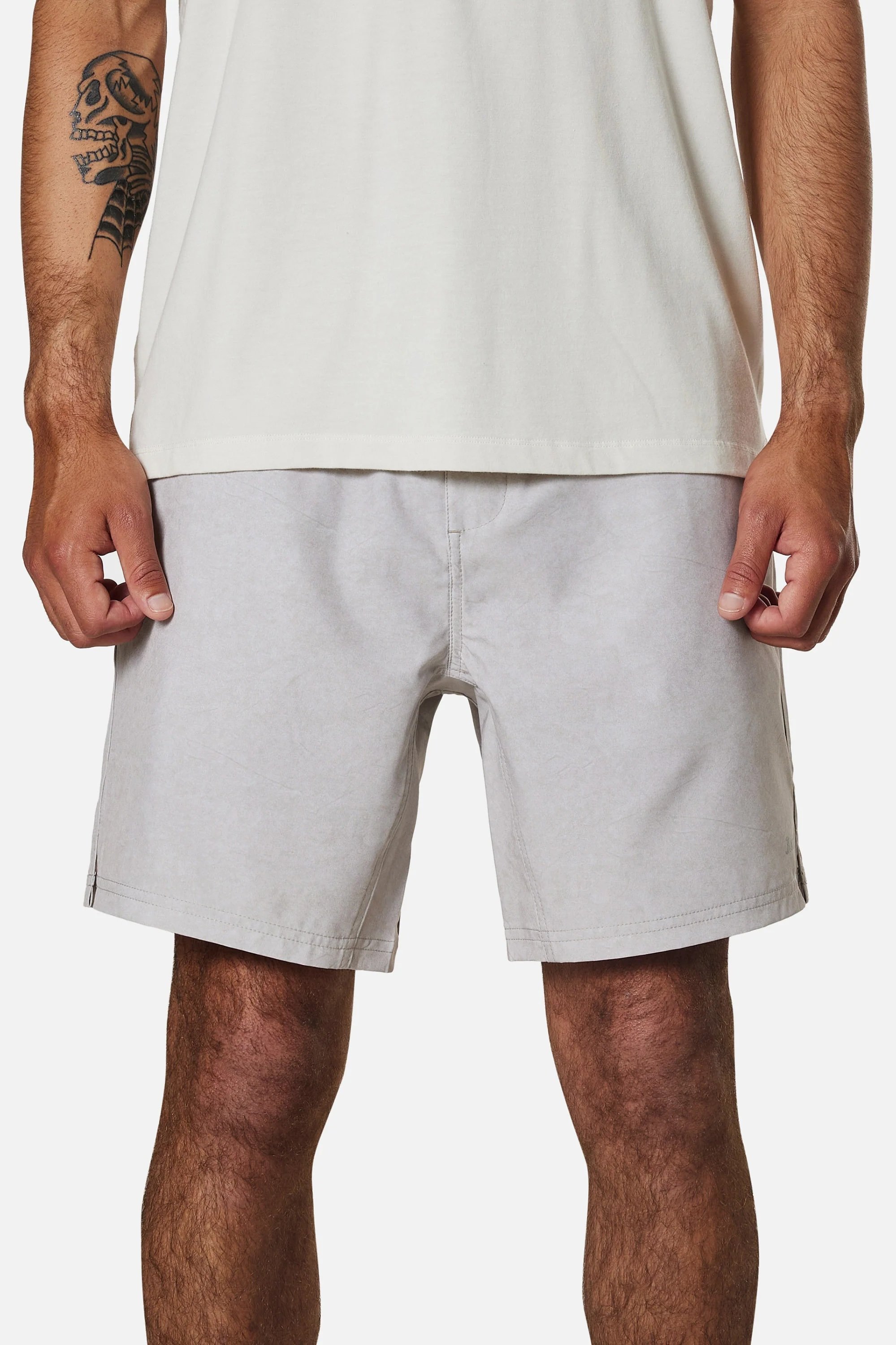 Katin Fusion Short Light Gray