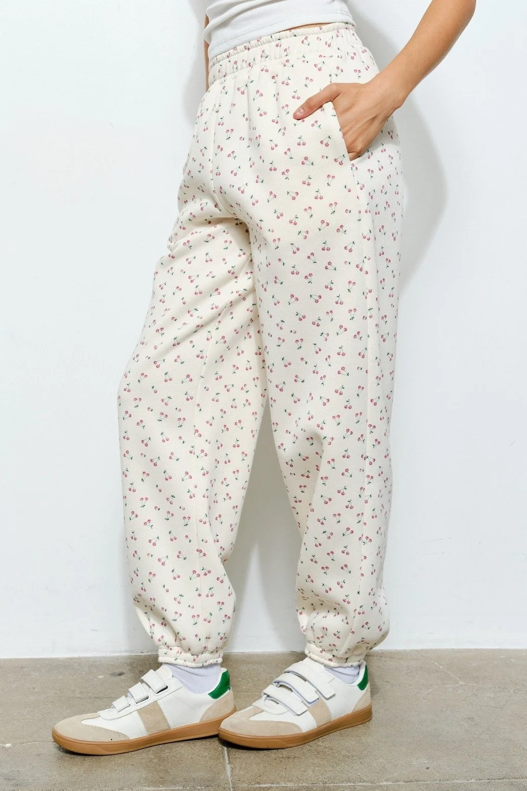 Beverly Cherry Print Joggers Cream