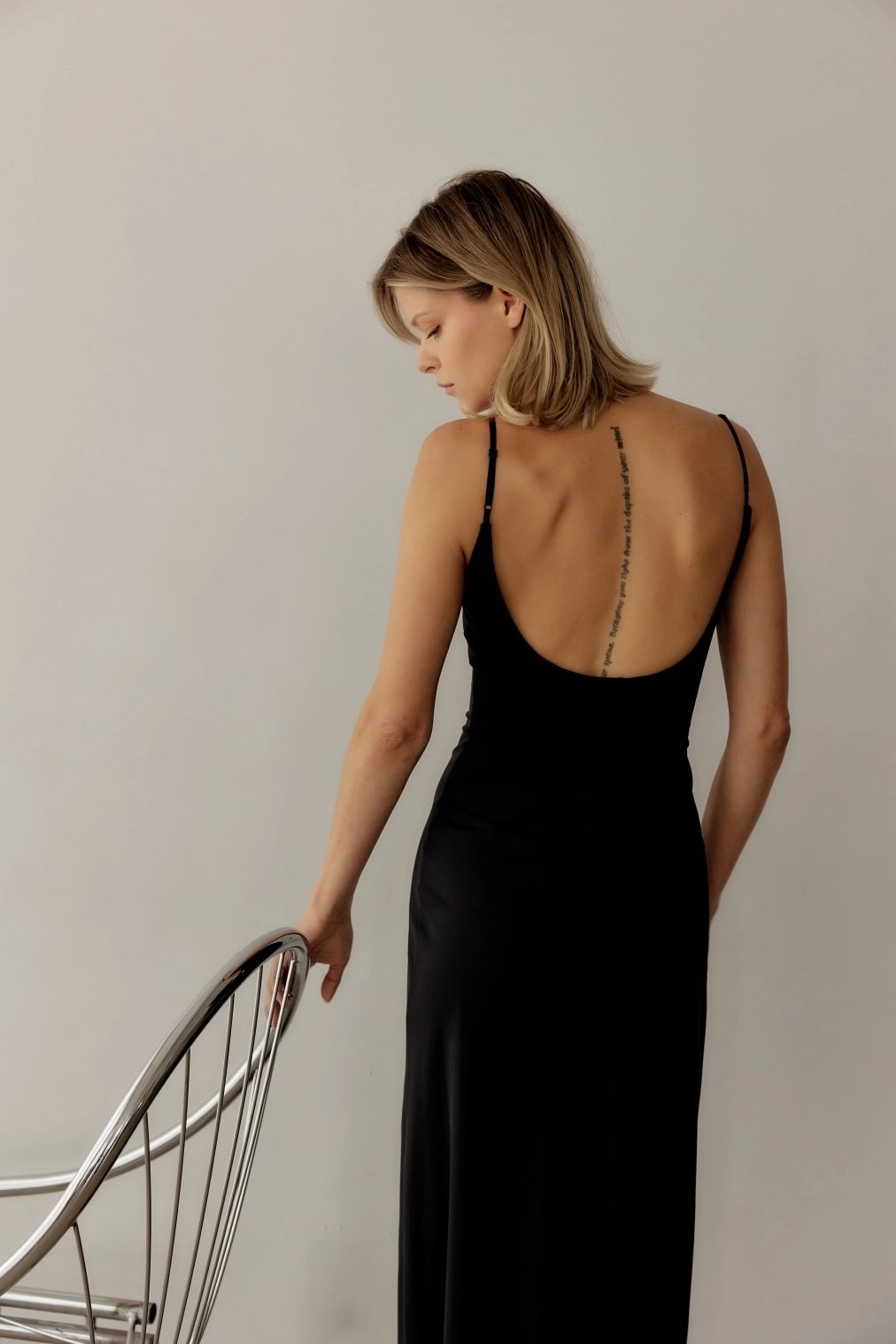 The Tris Dress Black