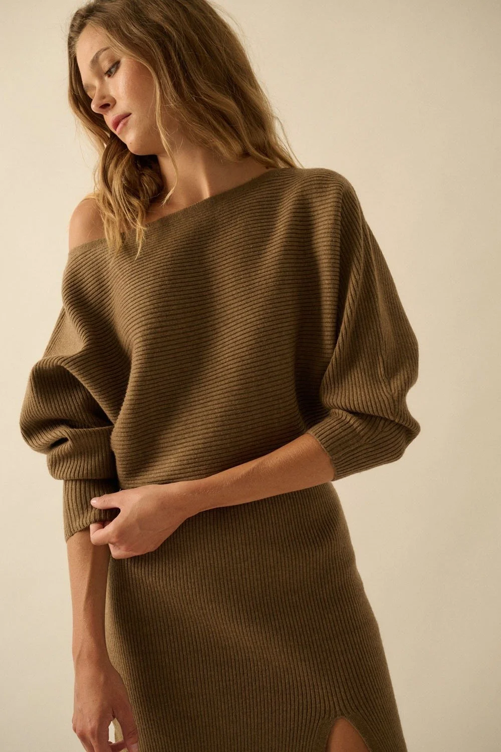 Breeze Vape Fell In Water DOLMAN SLEEVE SWEATER DRESS – RESORT-CHIC OMK  BOUTIQUE One Shoulder Rib Knit Dolman Sweater Dress Olive Brown Byron &  Barclay