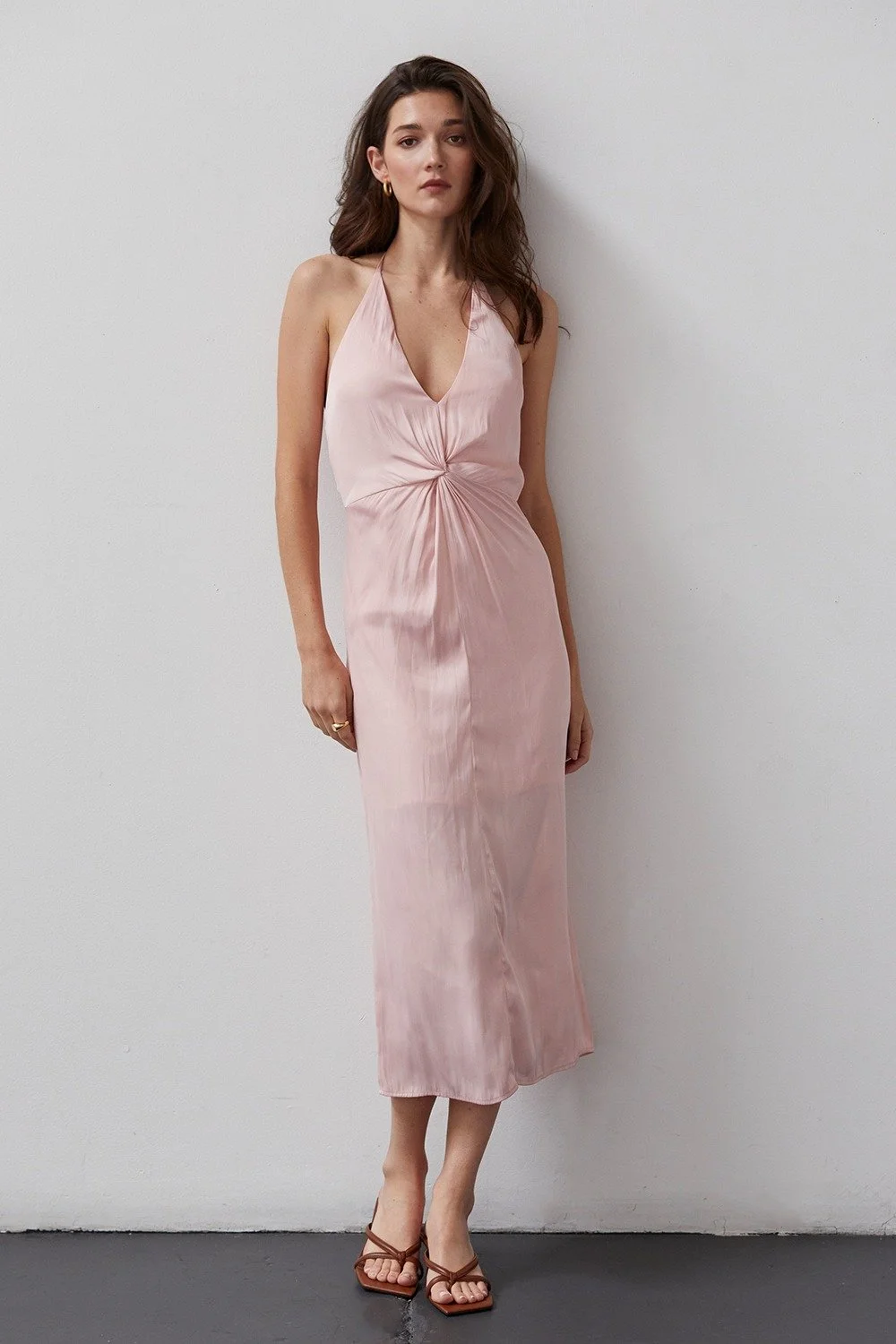 Victoria Front Knot Halter Dress Soft Pink Byron & Barclay Victoria Front Knot Halter Dress Soft Pink Byron & Barclay