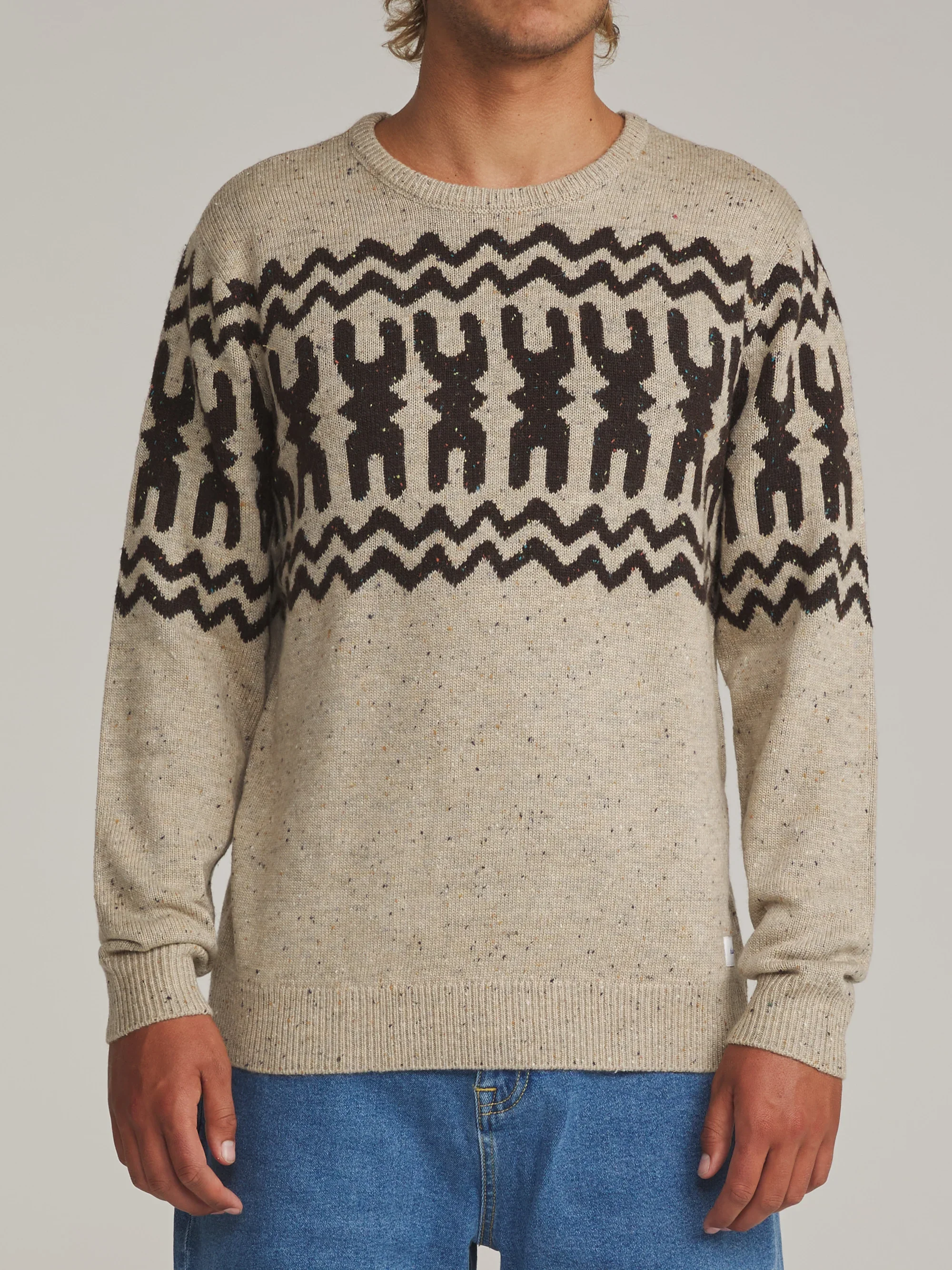 katin-fa26-sweaters-thompson-sweater-tan-on-model-01-front_5000x.webp