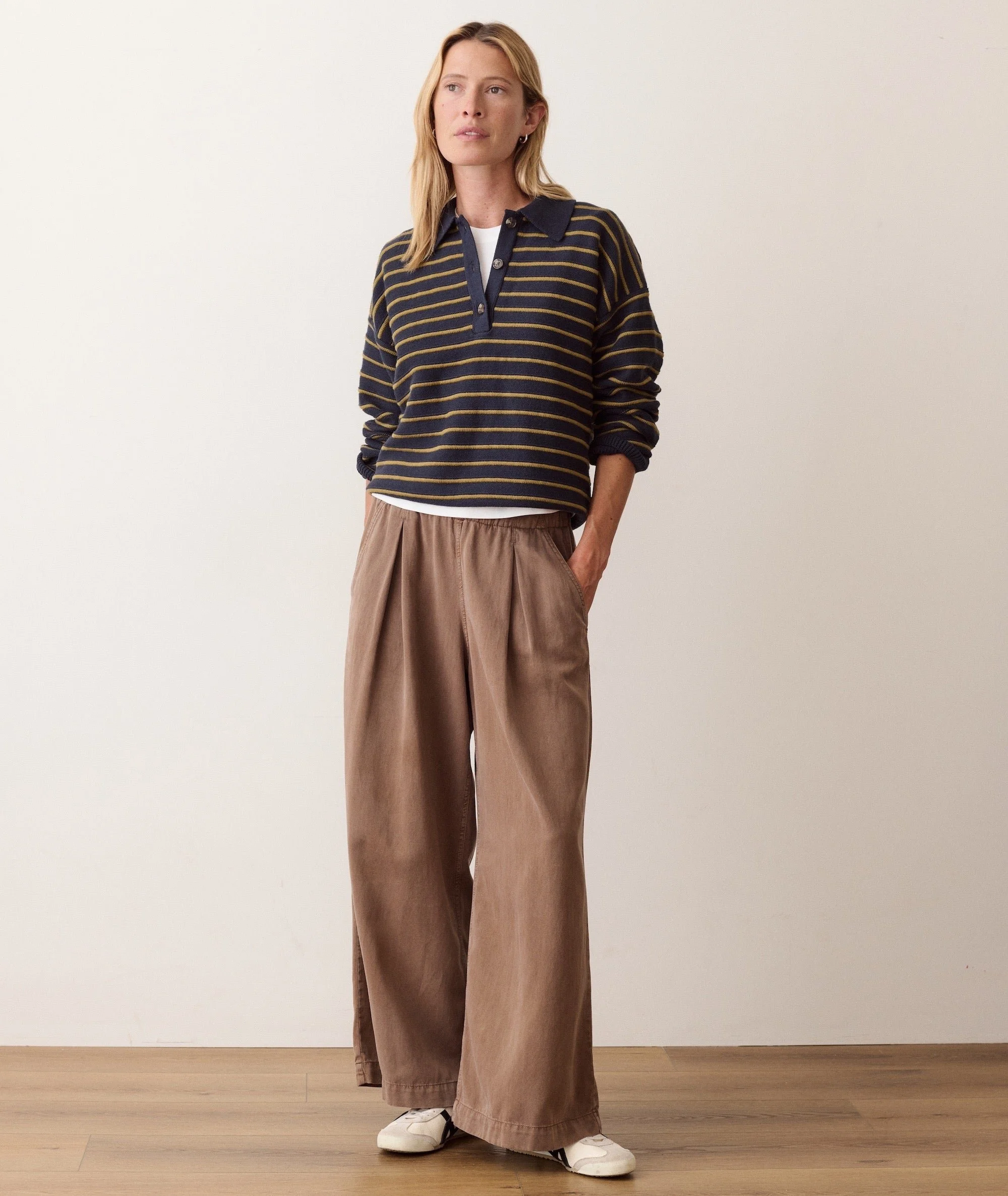marine-layer-allison-pleated-trouser-java-3.jpg