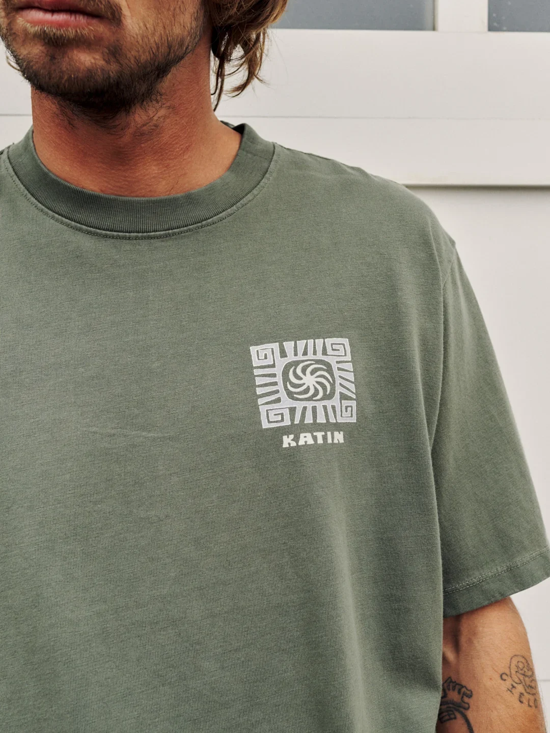 katin-fa26-graphic-ss-tees-root-box-fit-tee-clover-lifestyle-frame-1078_v2_5000x.webp