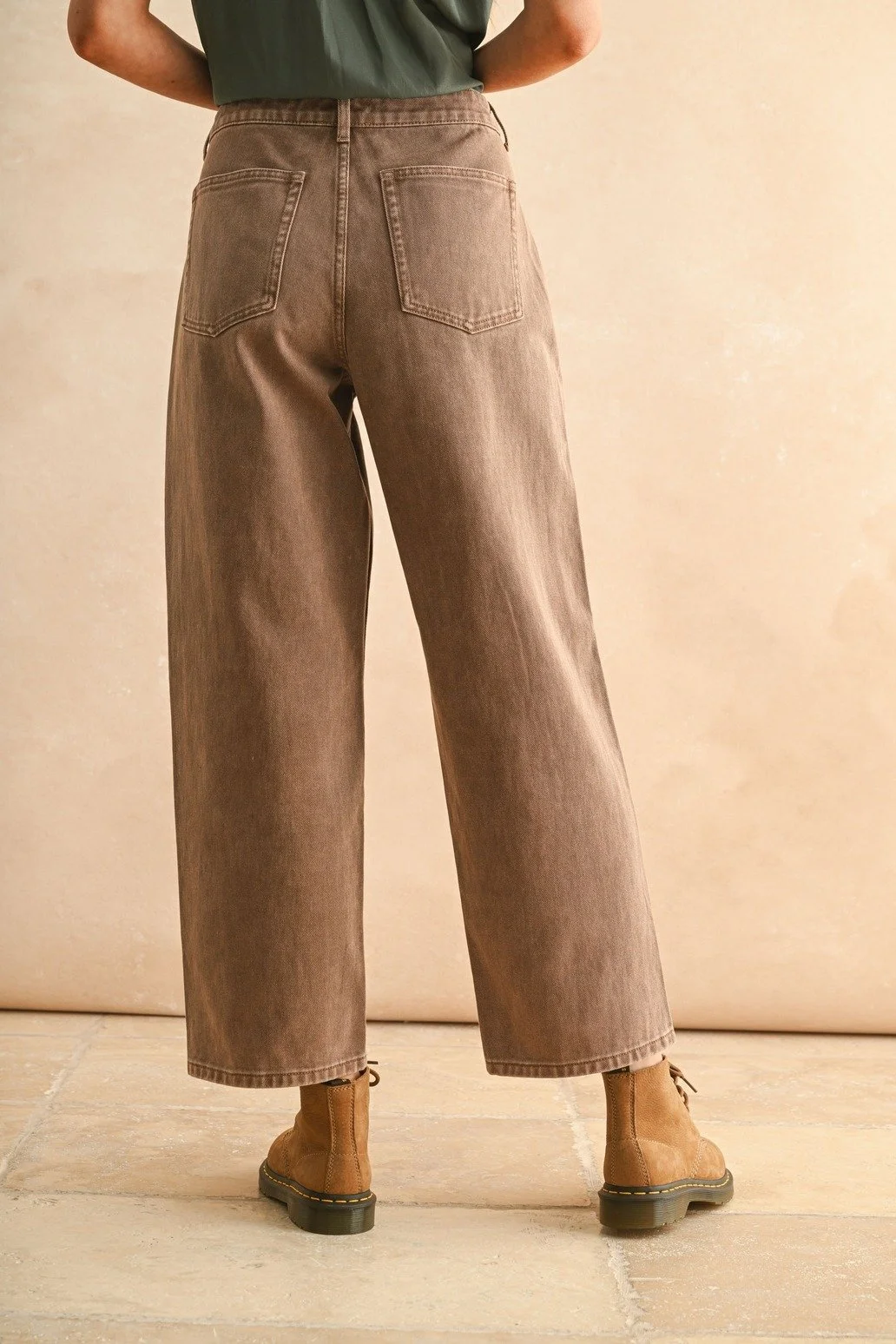 Color Washed Wide Leg Jeans Mocha